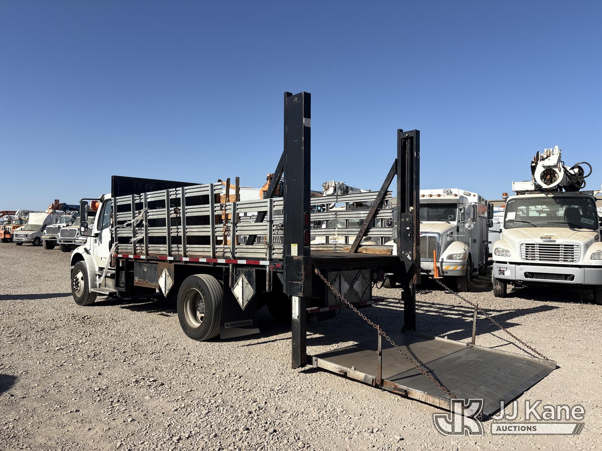 2014 Freightliner M2 106