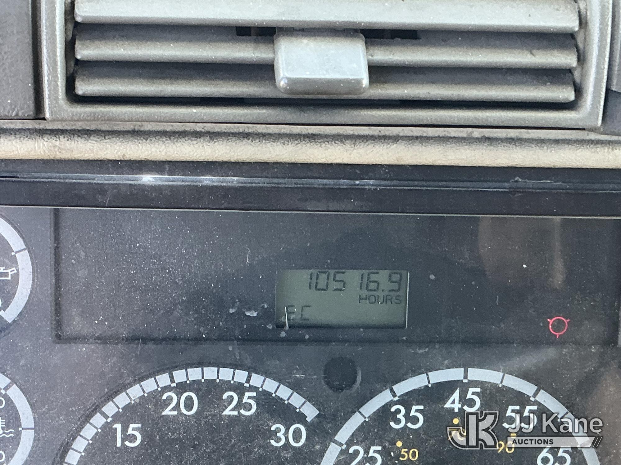 2004 Freightliner COLUMBIA 120