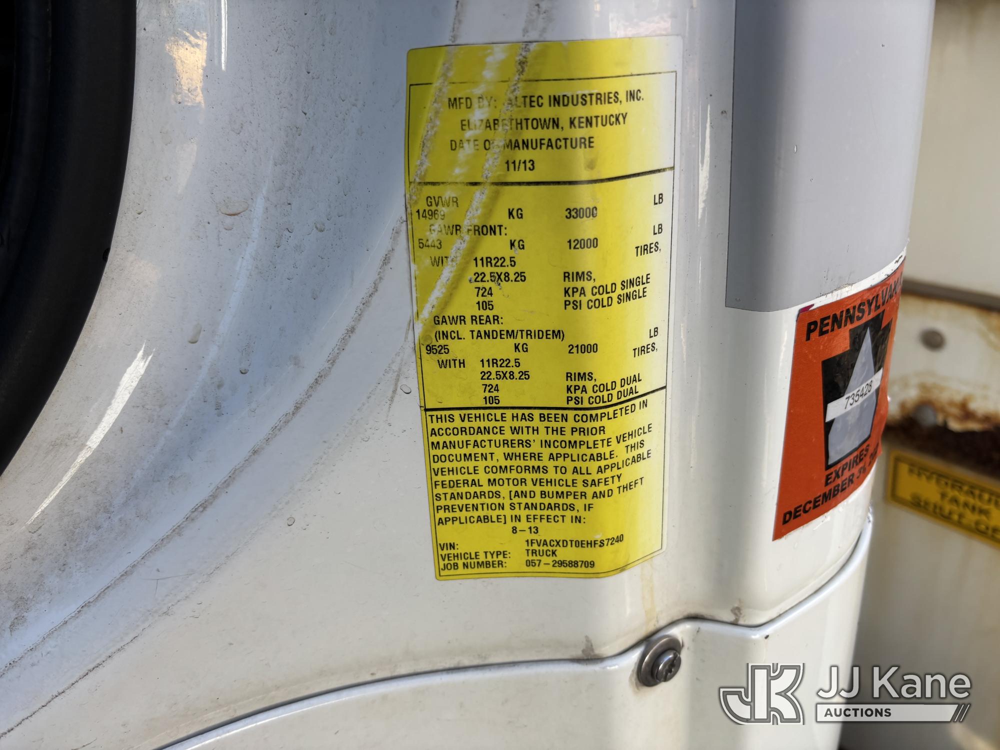 2014 Freightliner M2 106
