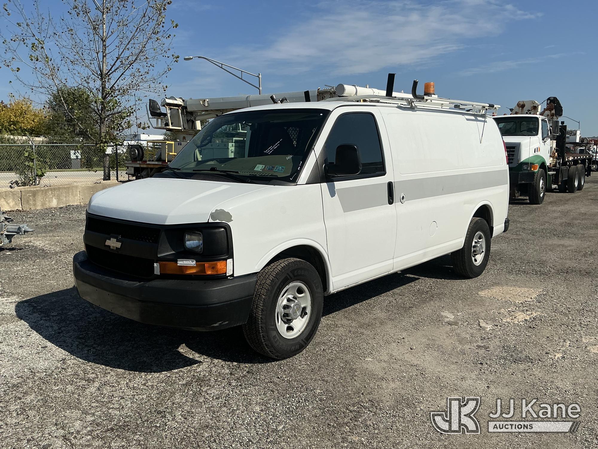 Photo of 2011 Chevrolet Express G2500