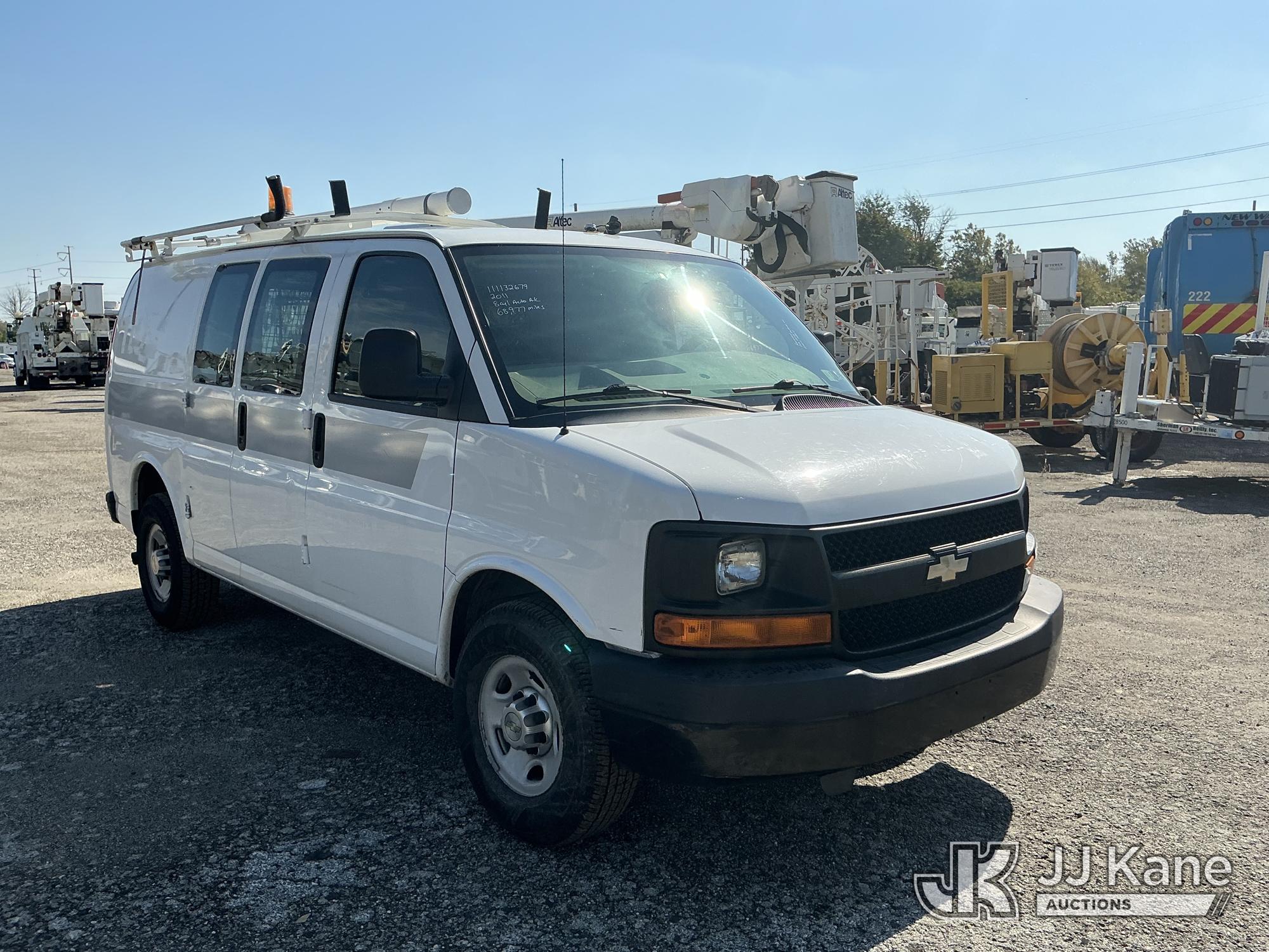 2011 Chevrolet EXPRESS G2500