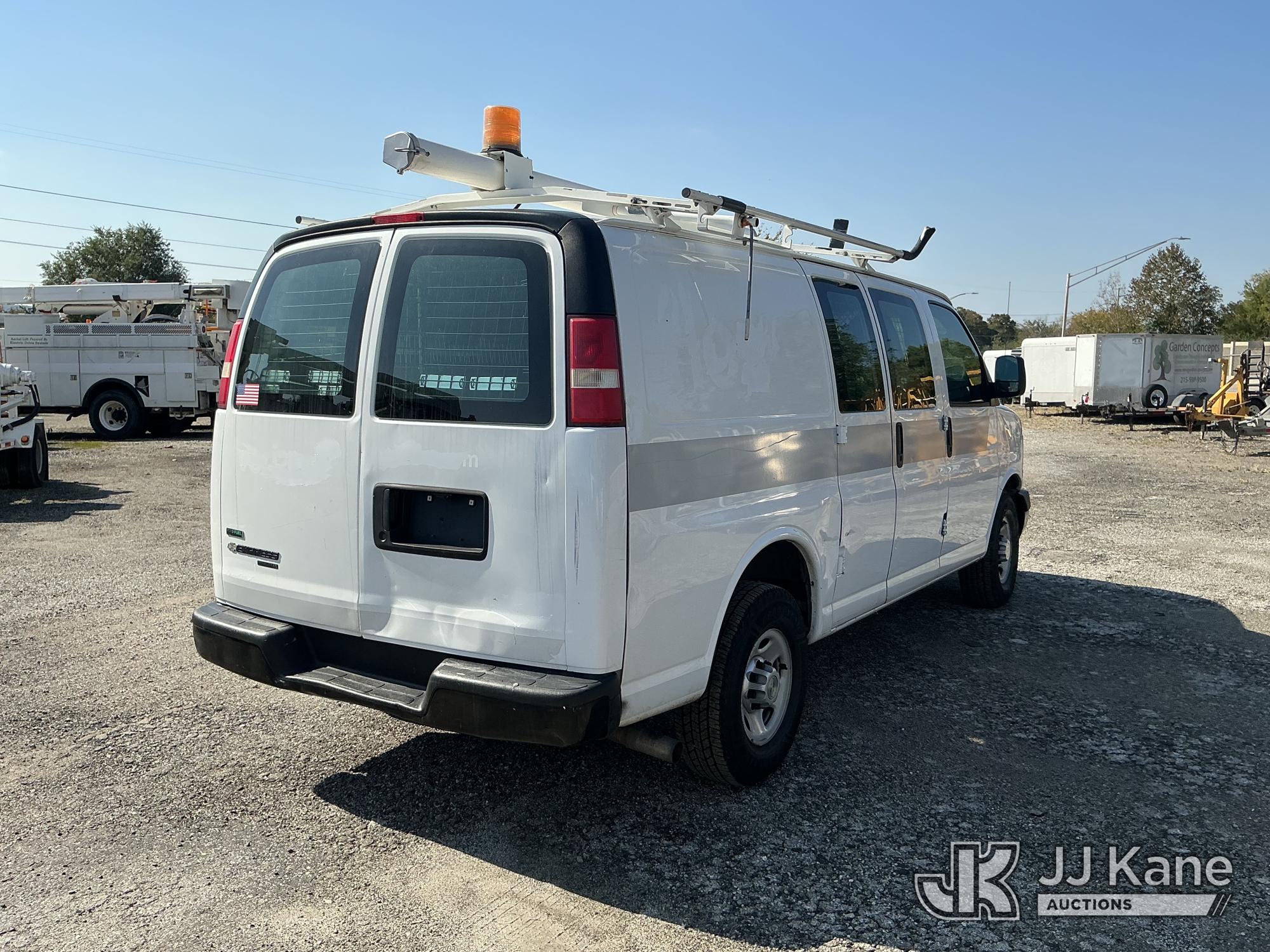 2011 Chevrolet EXPRESS G2500