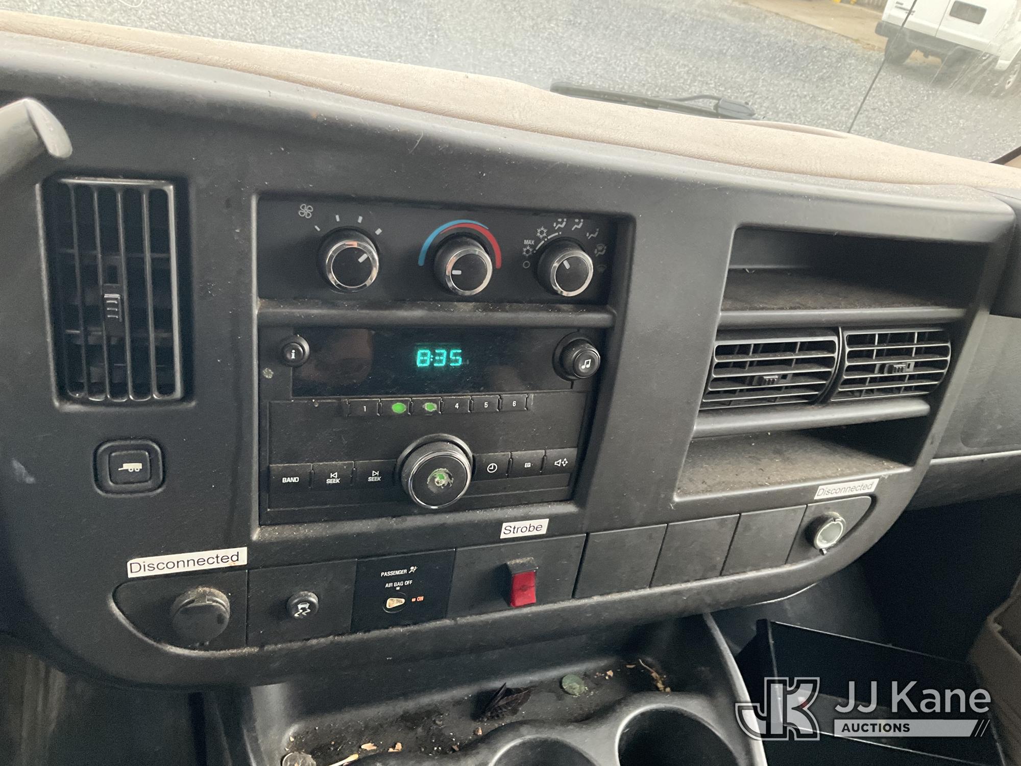 2011 Chevrolet EXPRESS G2500