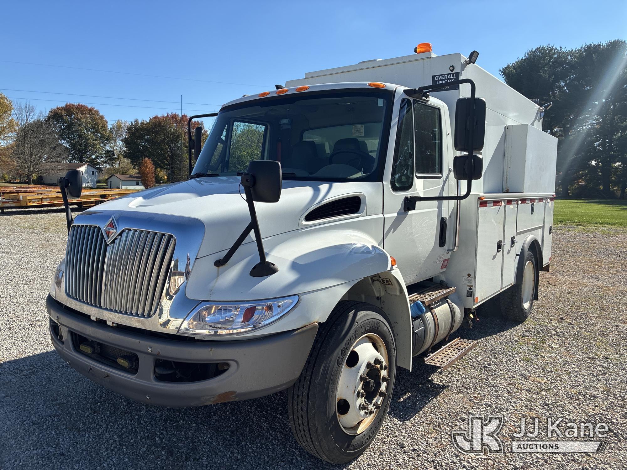 2017 International DuraStar 4300 Air Compressor Utility Truck (1648804)