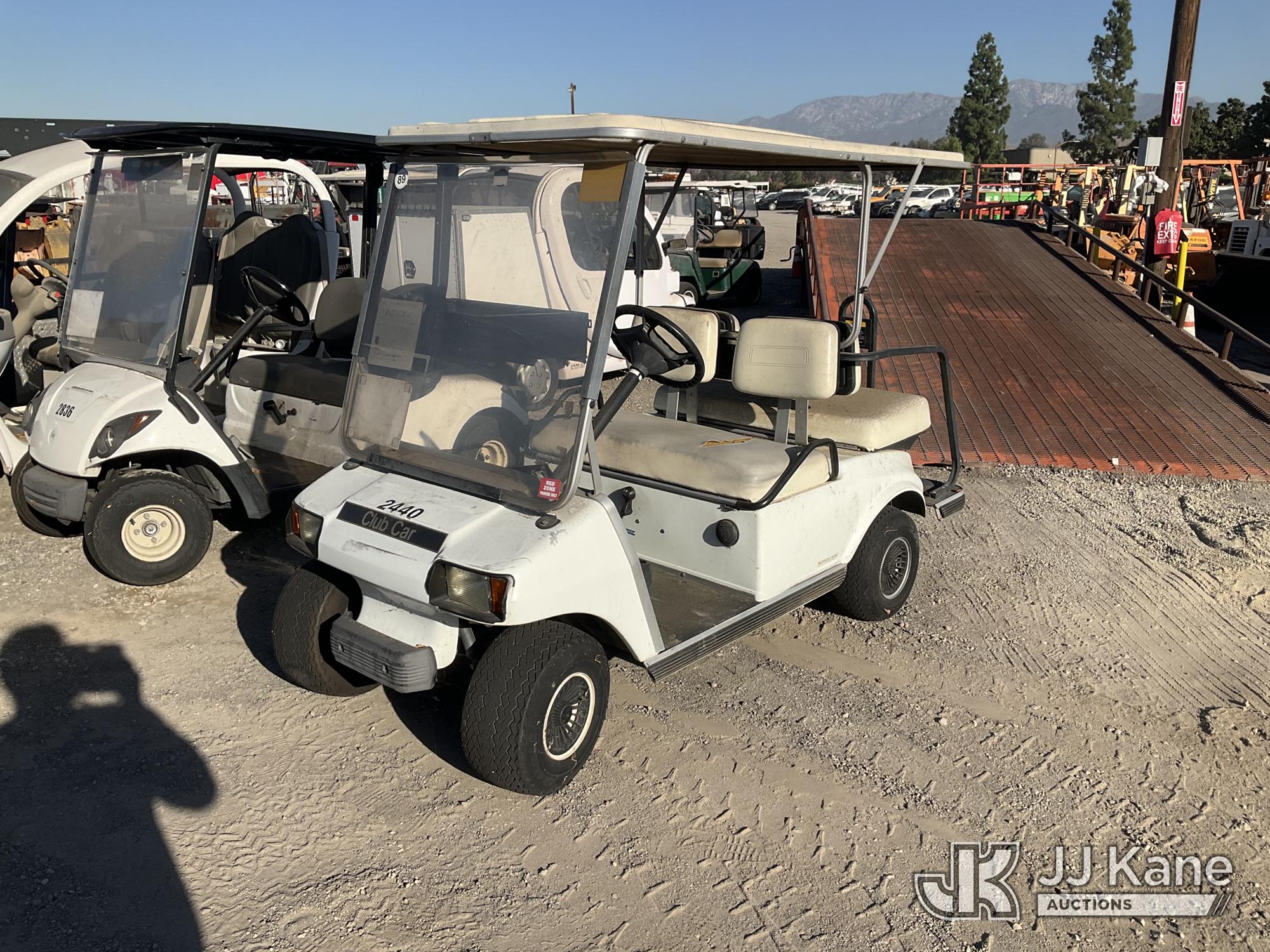 Photo of 1998 Club Car CarryAll VI