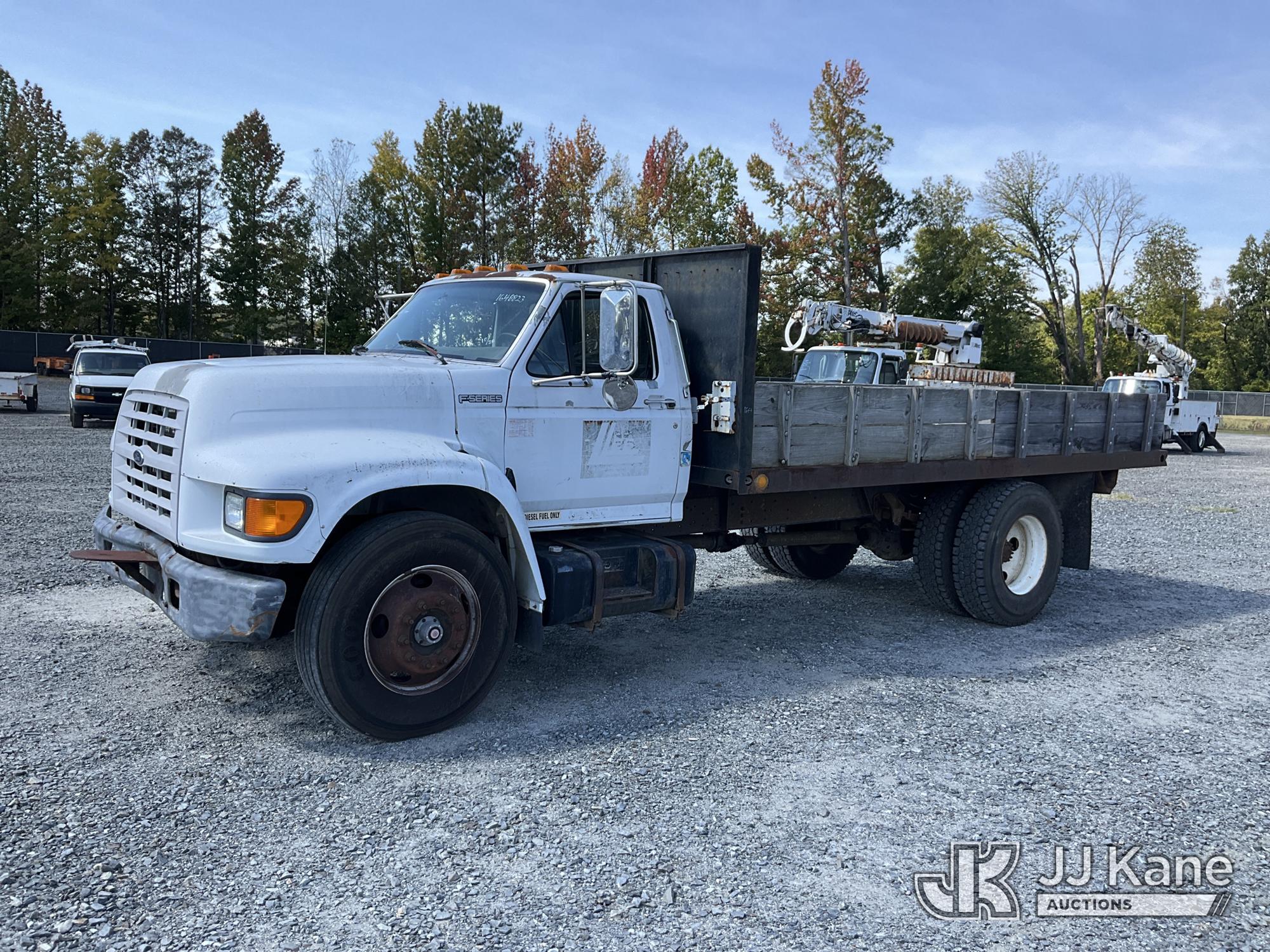 1999 Ford F800