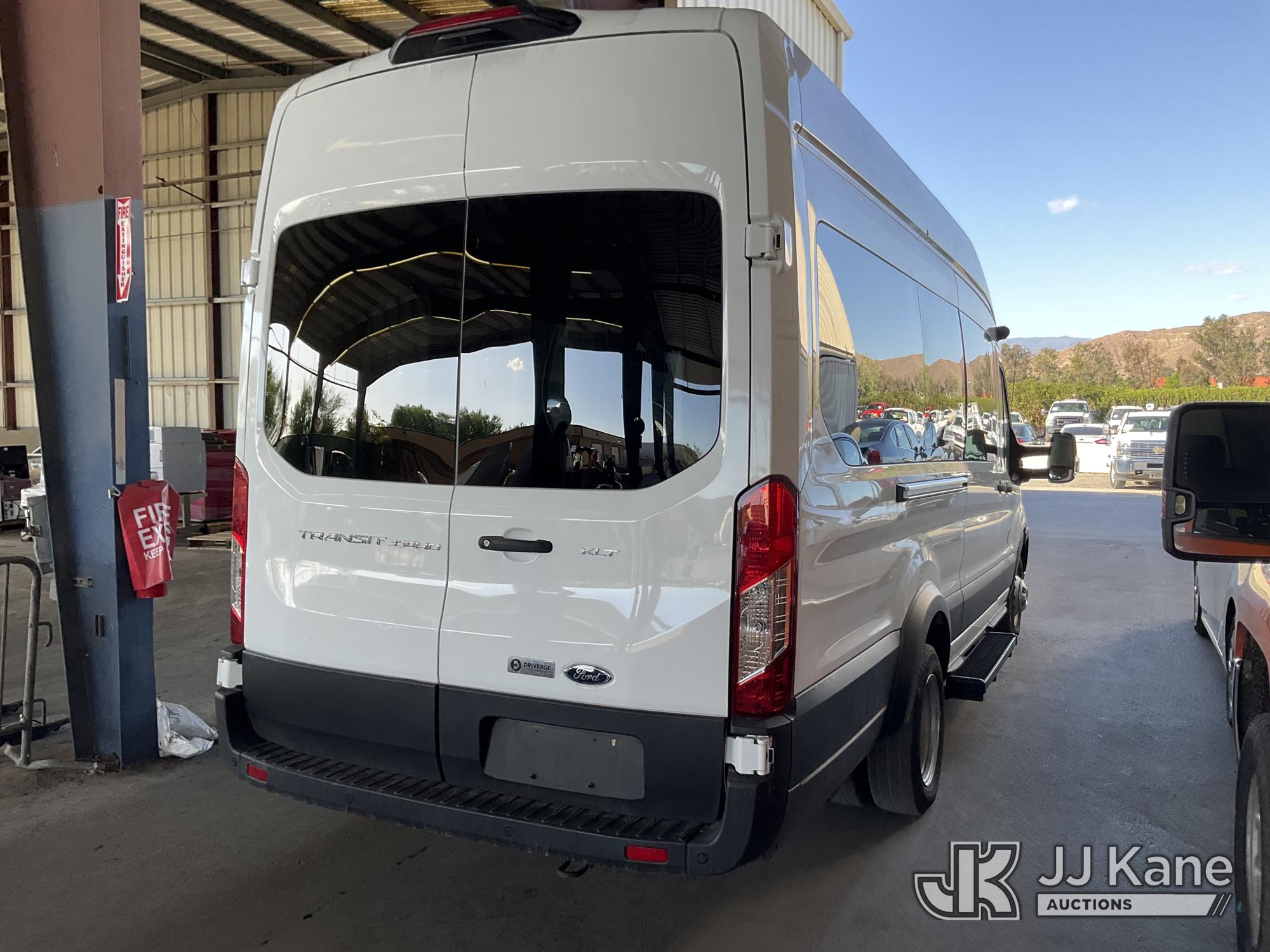 2022 Ford TRANSIT