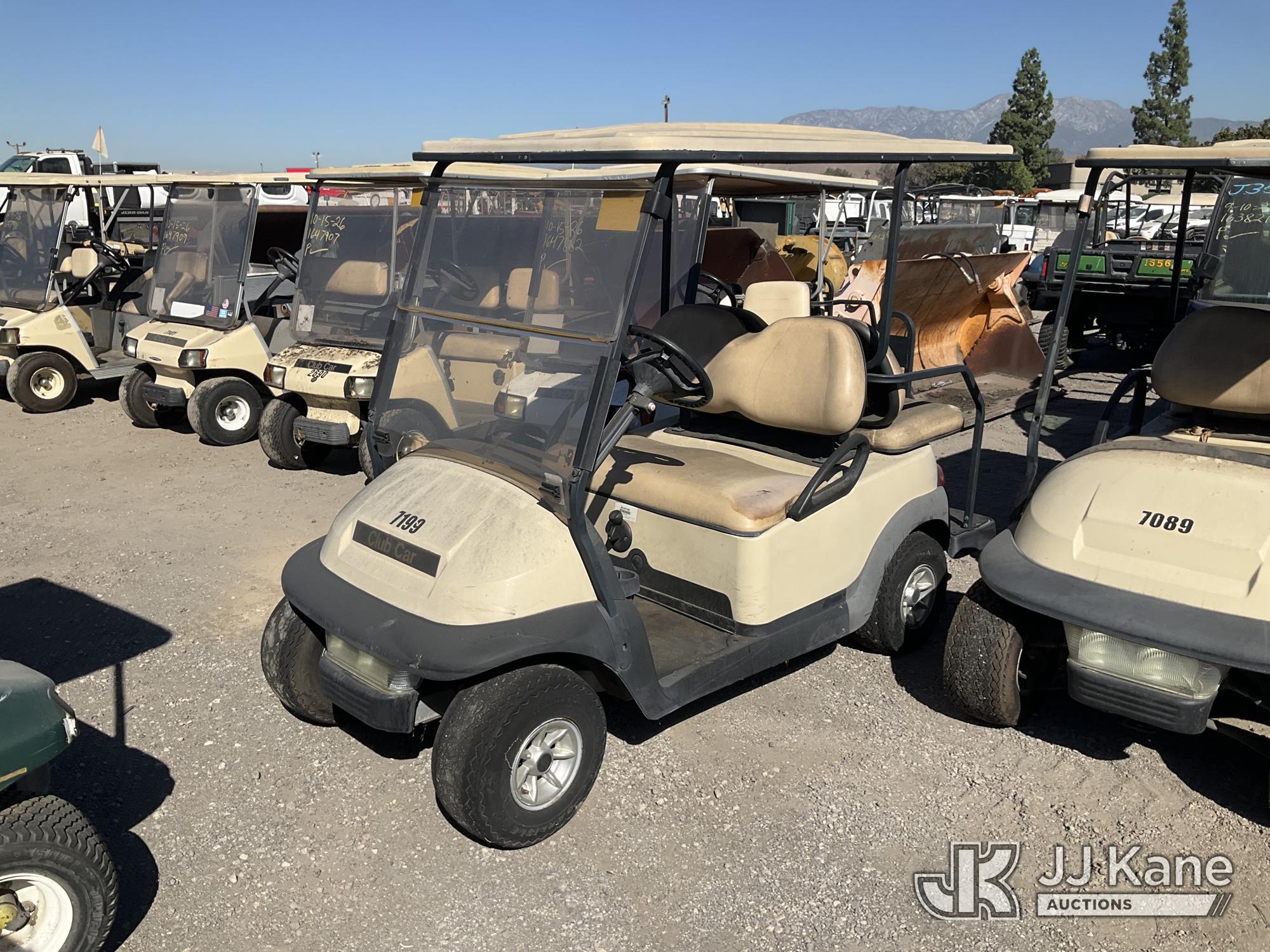Photo of 2007 Club Car Golf Cart