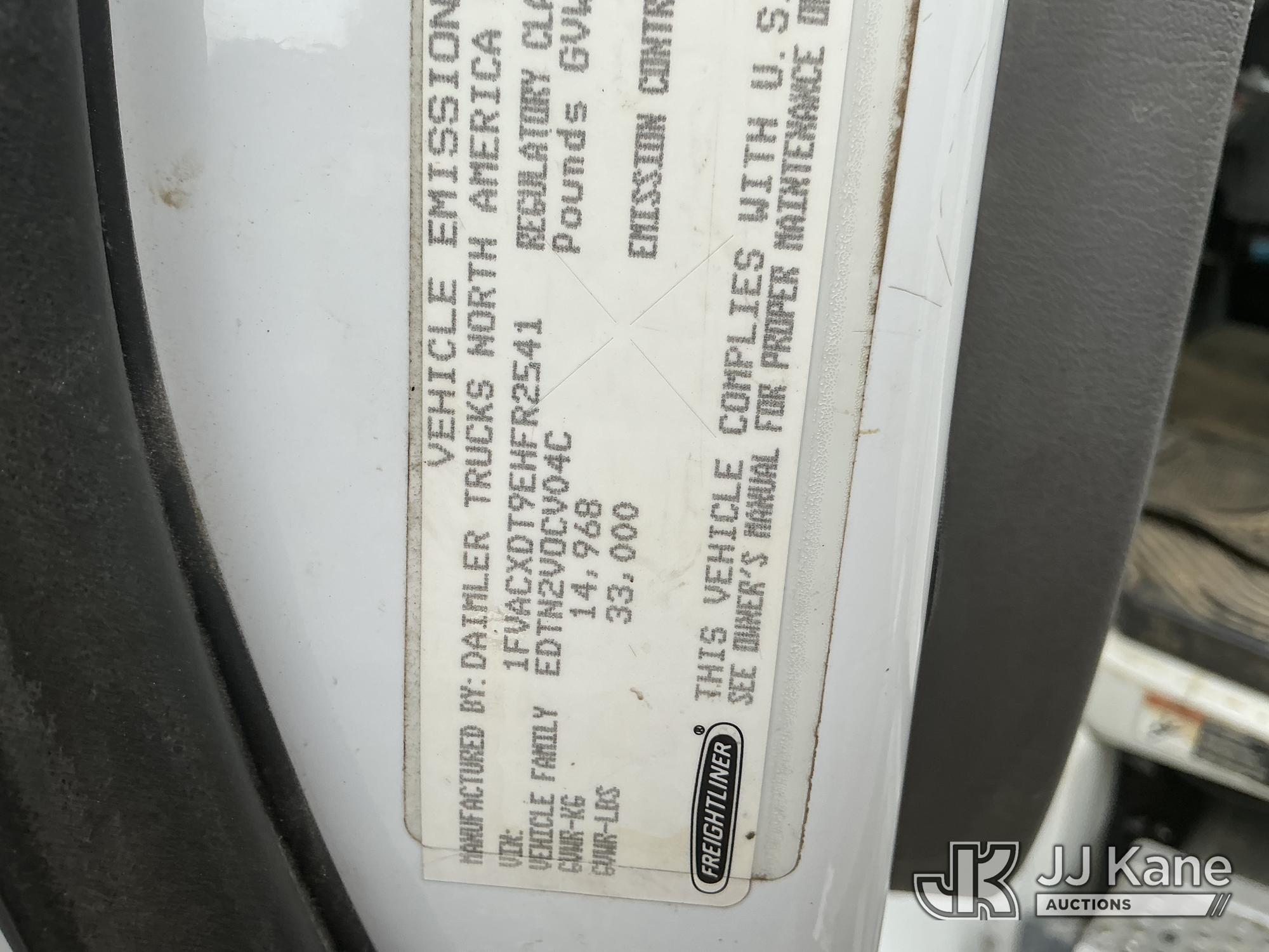 2014 Freightliner M2 106
