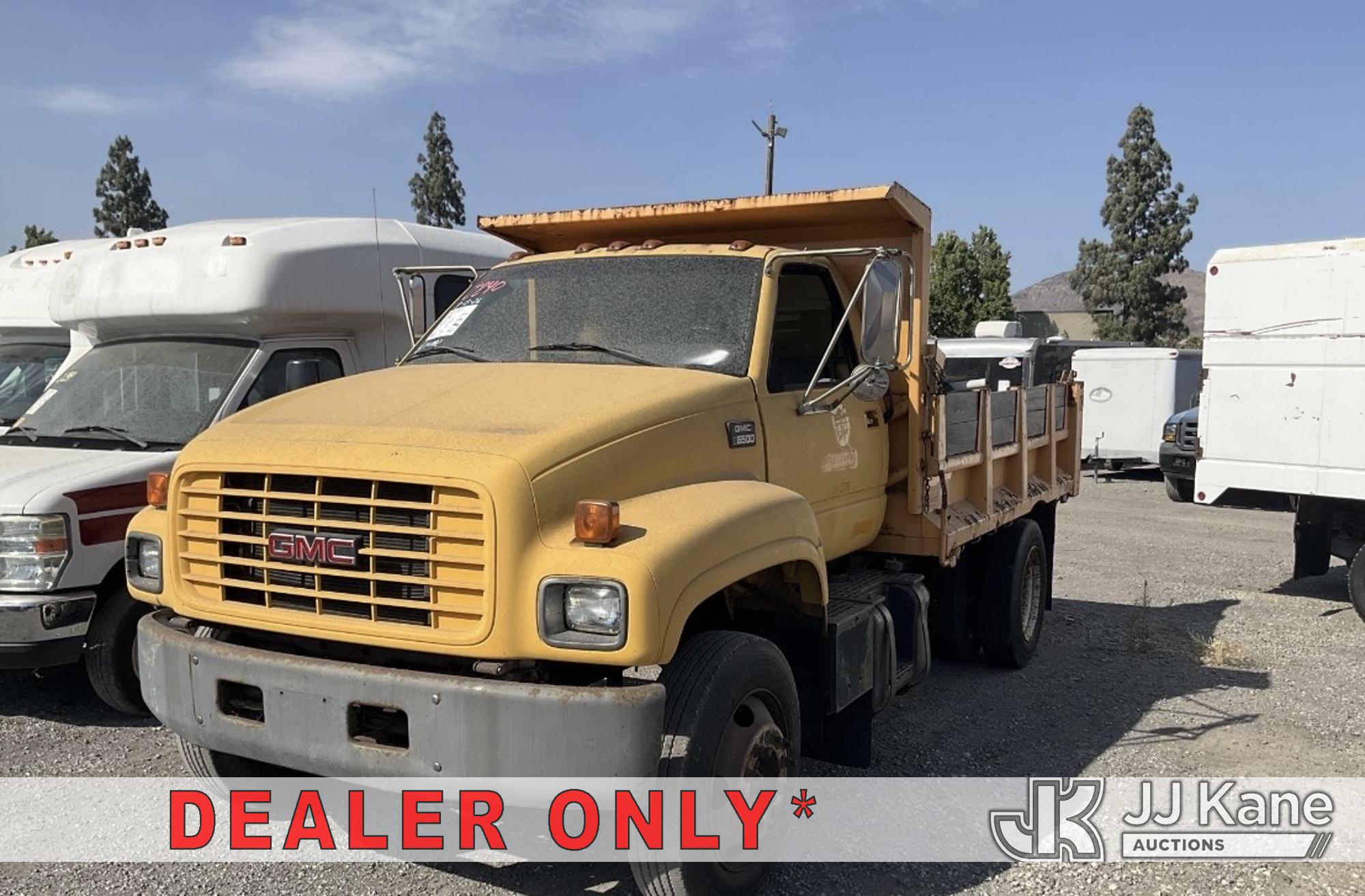 Photo of 2001 GMC C6500