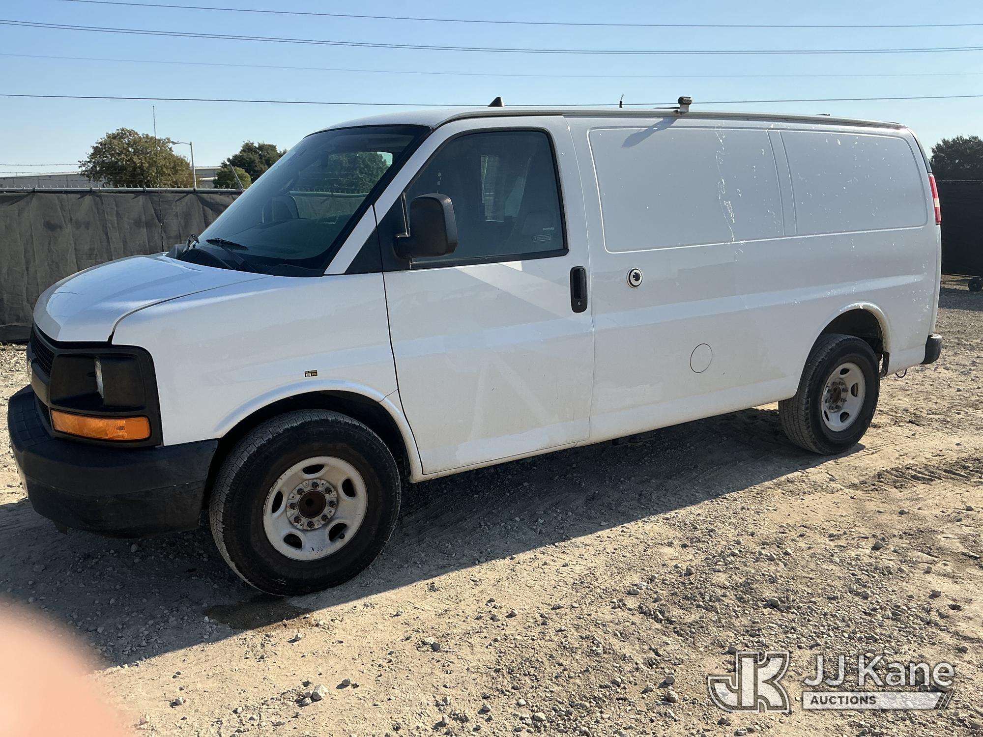Photo of 2013 Chevrolet Express G2500