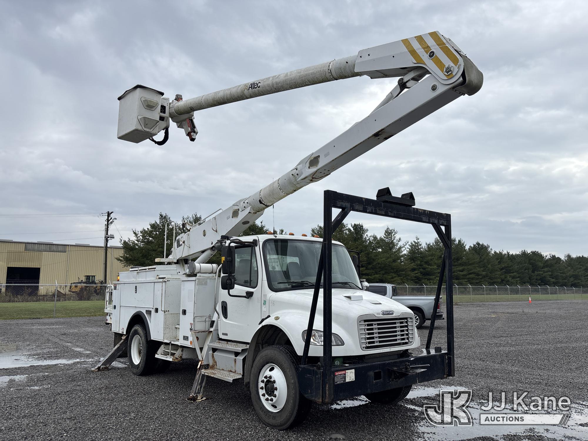 2011 Freightliner M2 106