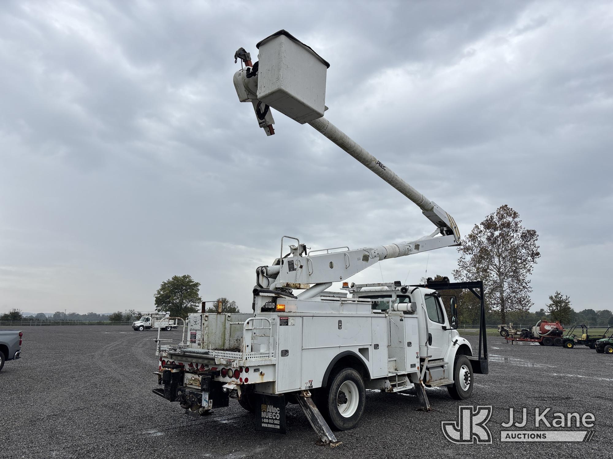 2011 Freightliner M2 106