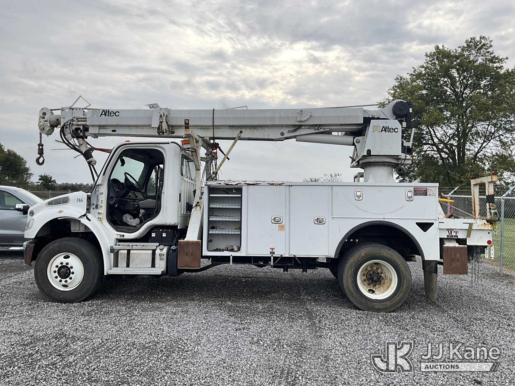 2019 Freightliner M2 106