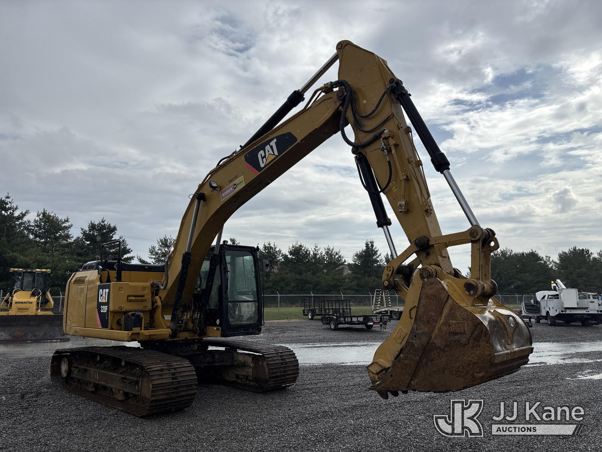 2017 Caterpillar 320FL