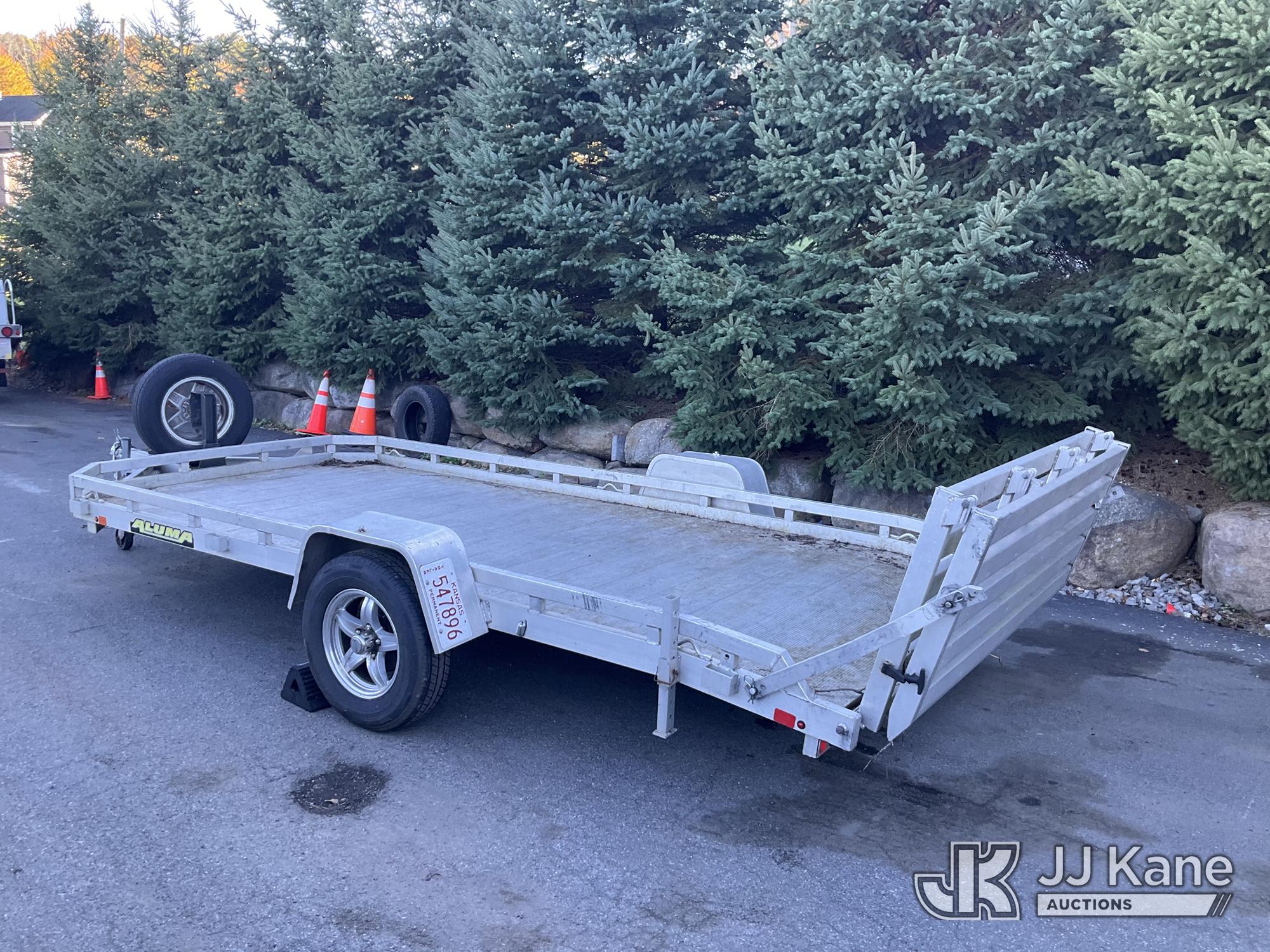 2018 Aluma 7814S