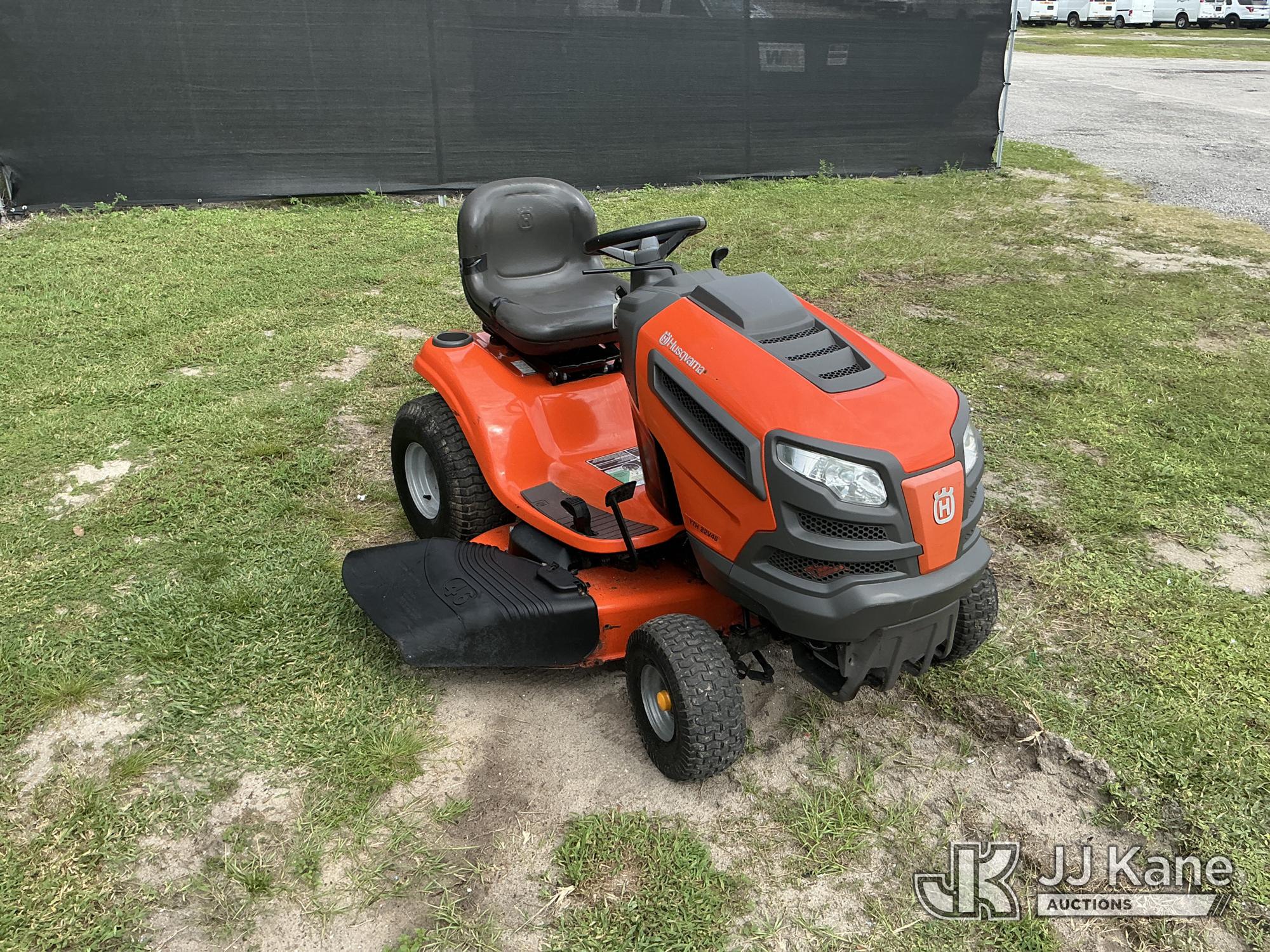 0 Husqvarna YTH22V46
