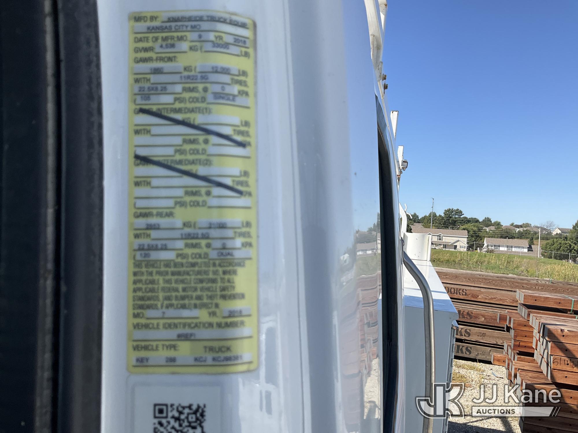 2019 Freightliner M2 106