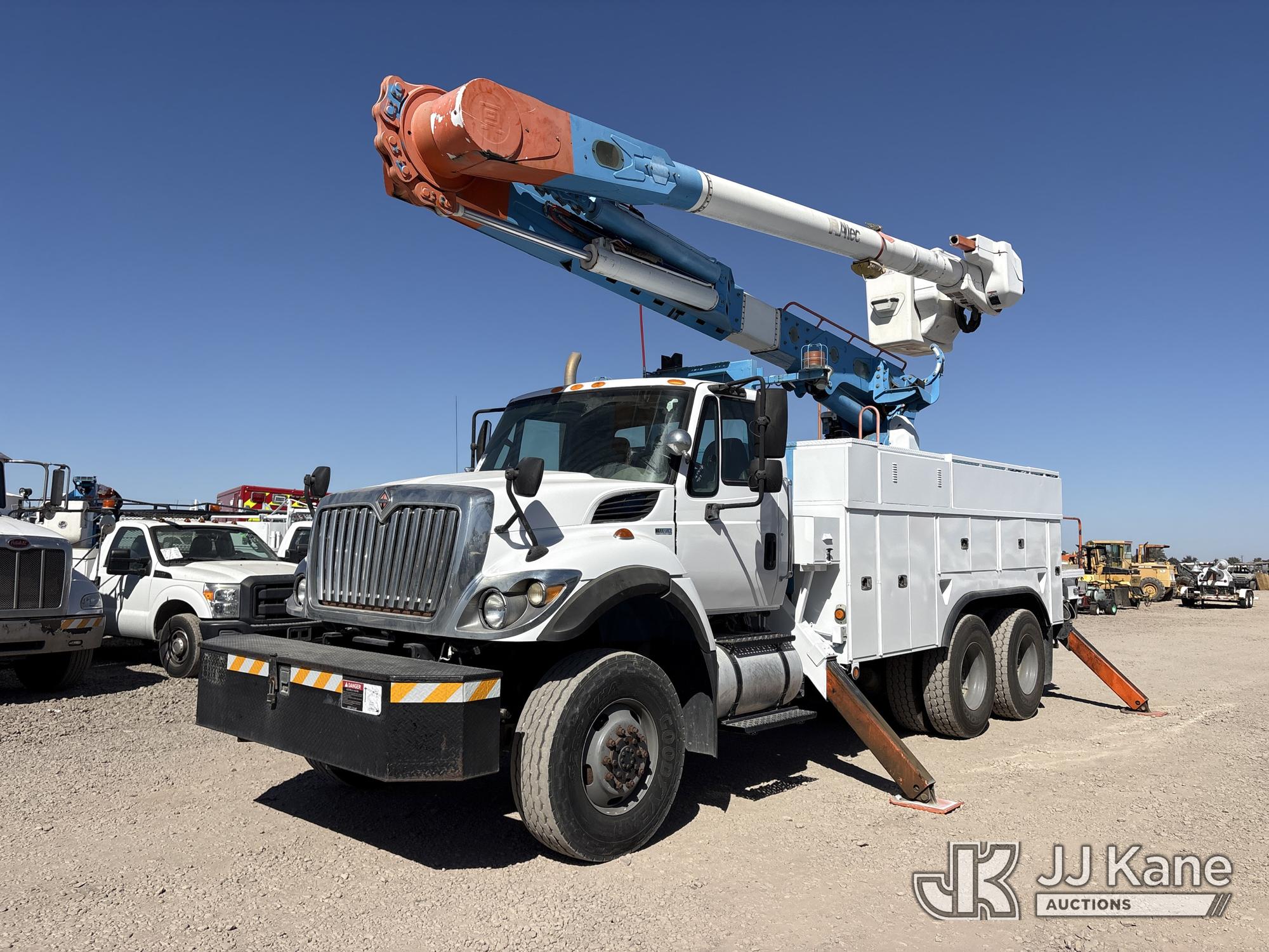 Photo of 2012 International 7400