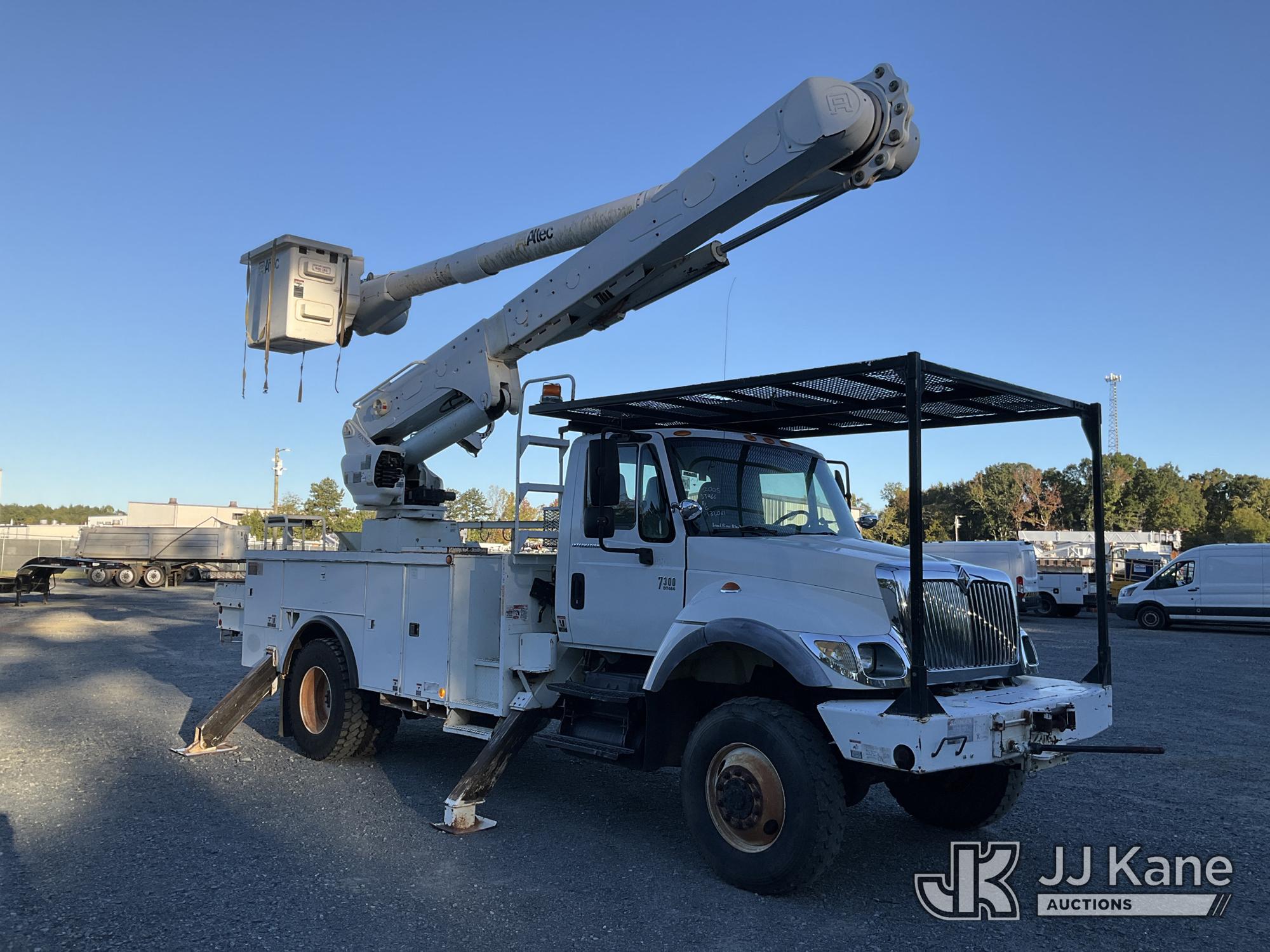 2005 International 7300 4X4