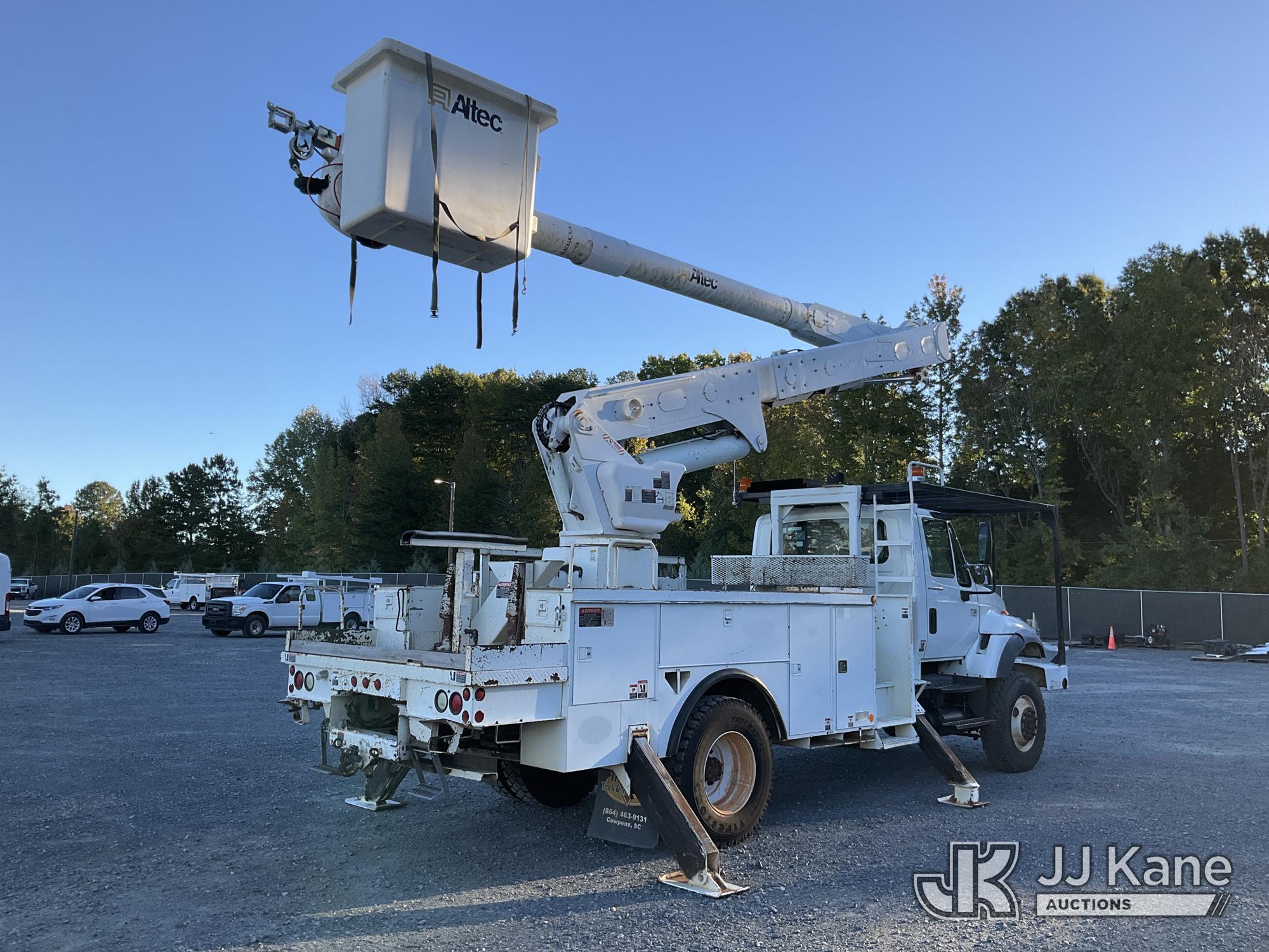 2005 International 7300 4X4