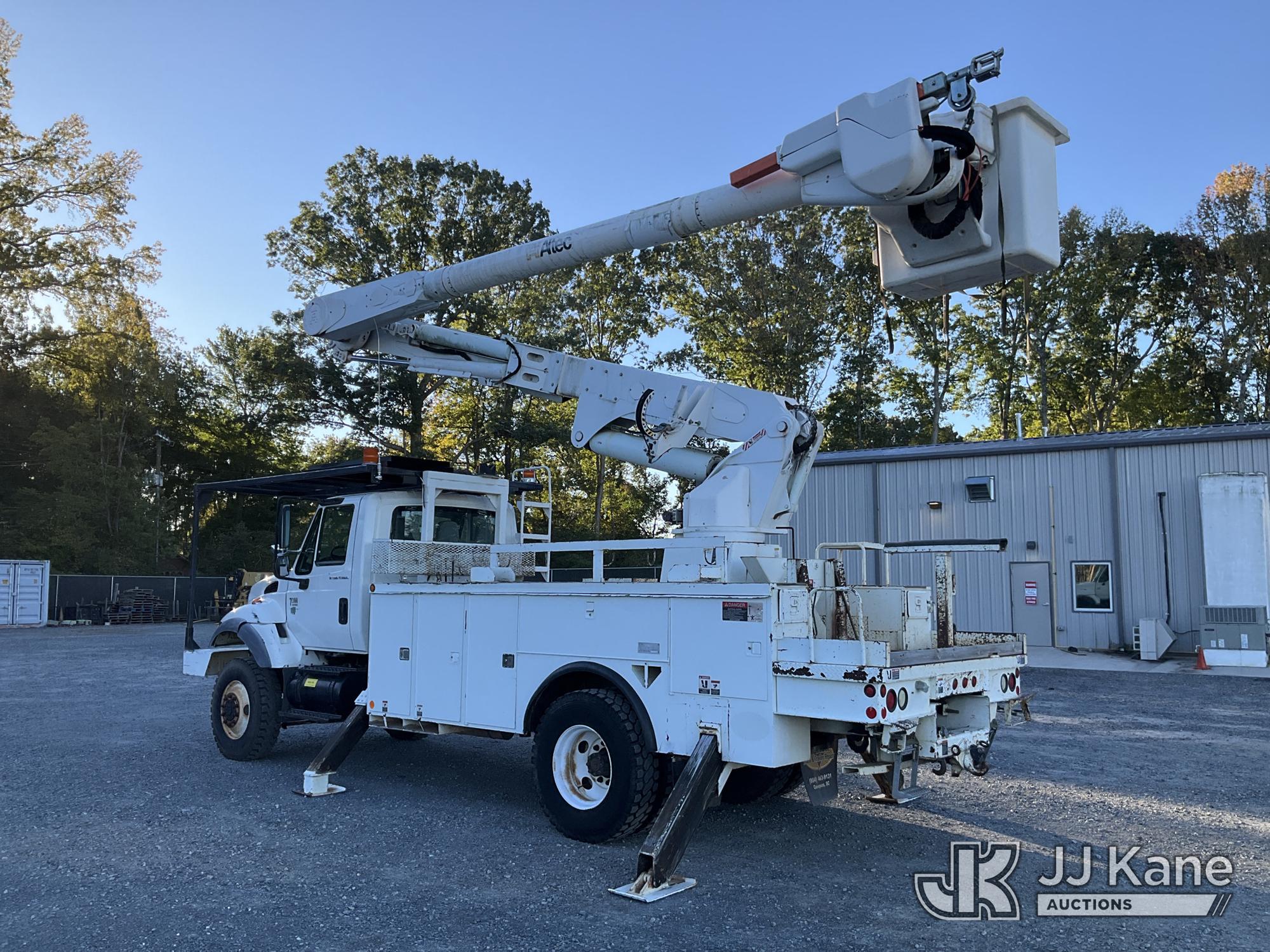 2005 International 7300 4X4