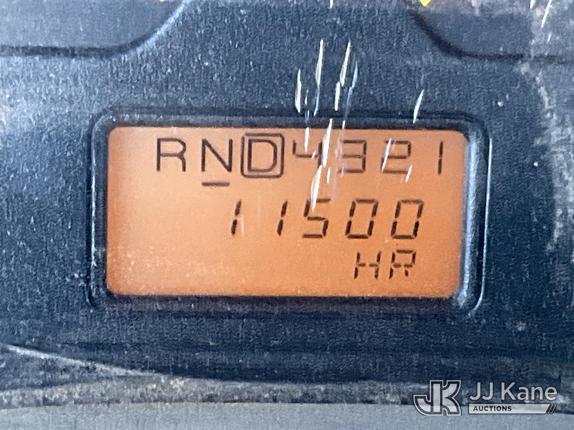 2005 International 7300 4X4
