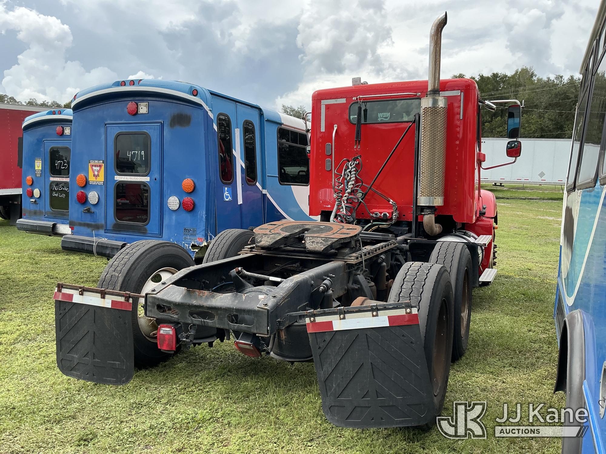 2005 Freightliner COLUMBIA 120