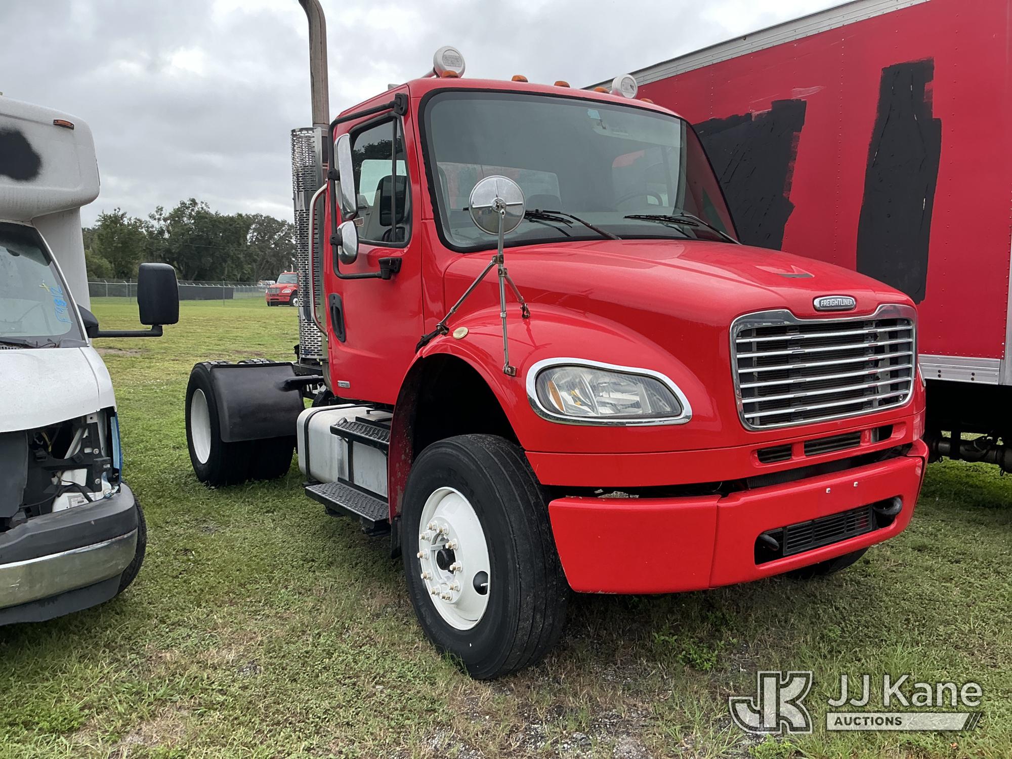 2008 Freightliner M2 106