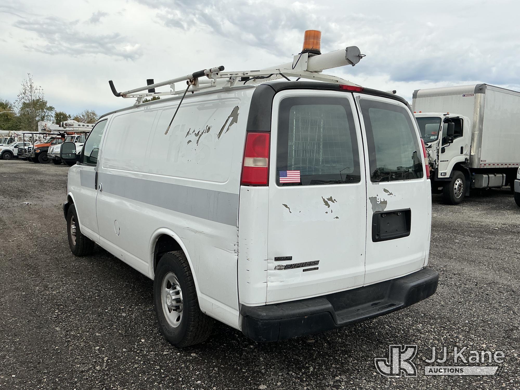 2011 Chevrolet EXPRESS G2500