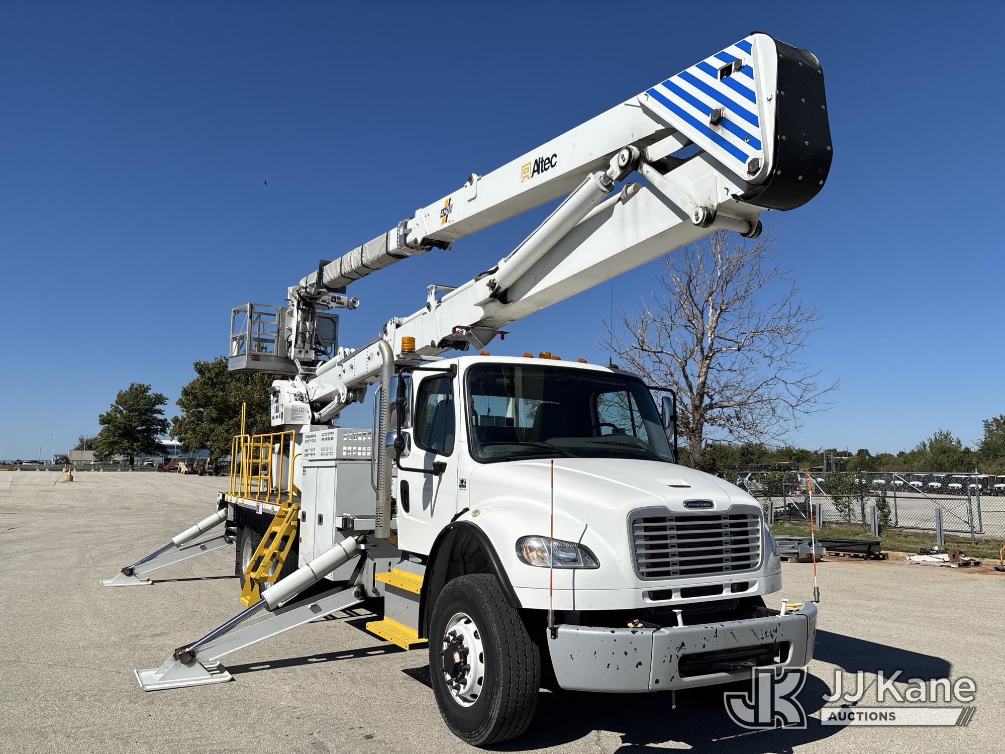 2015 Freightliner M2 106 HYD. AWD