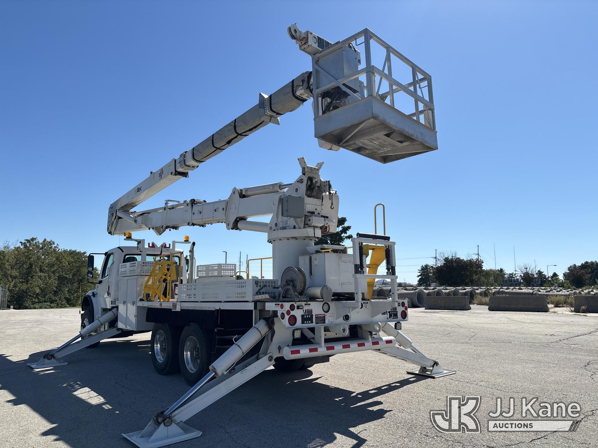 2015 Freightliner M2 106 HYD. AWD