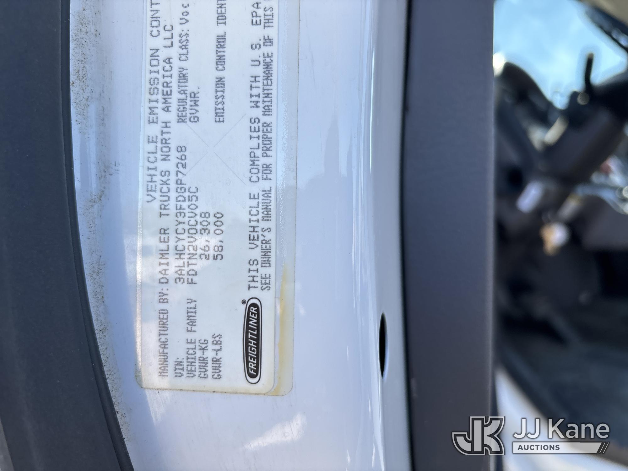 2015 Freightliner M2 106 HYD. AWD