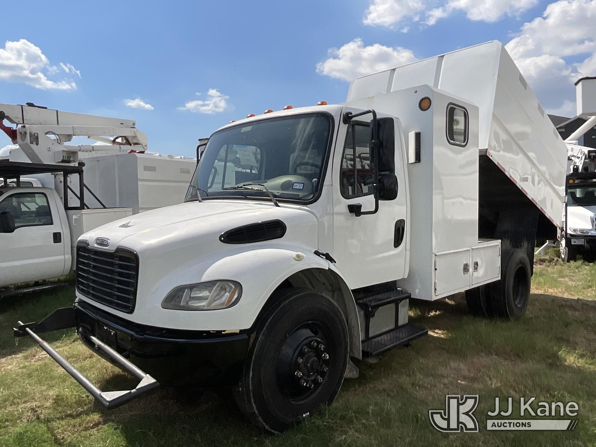 2011 Freightliner M2 106
