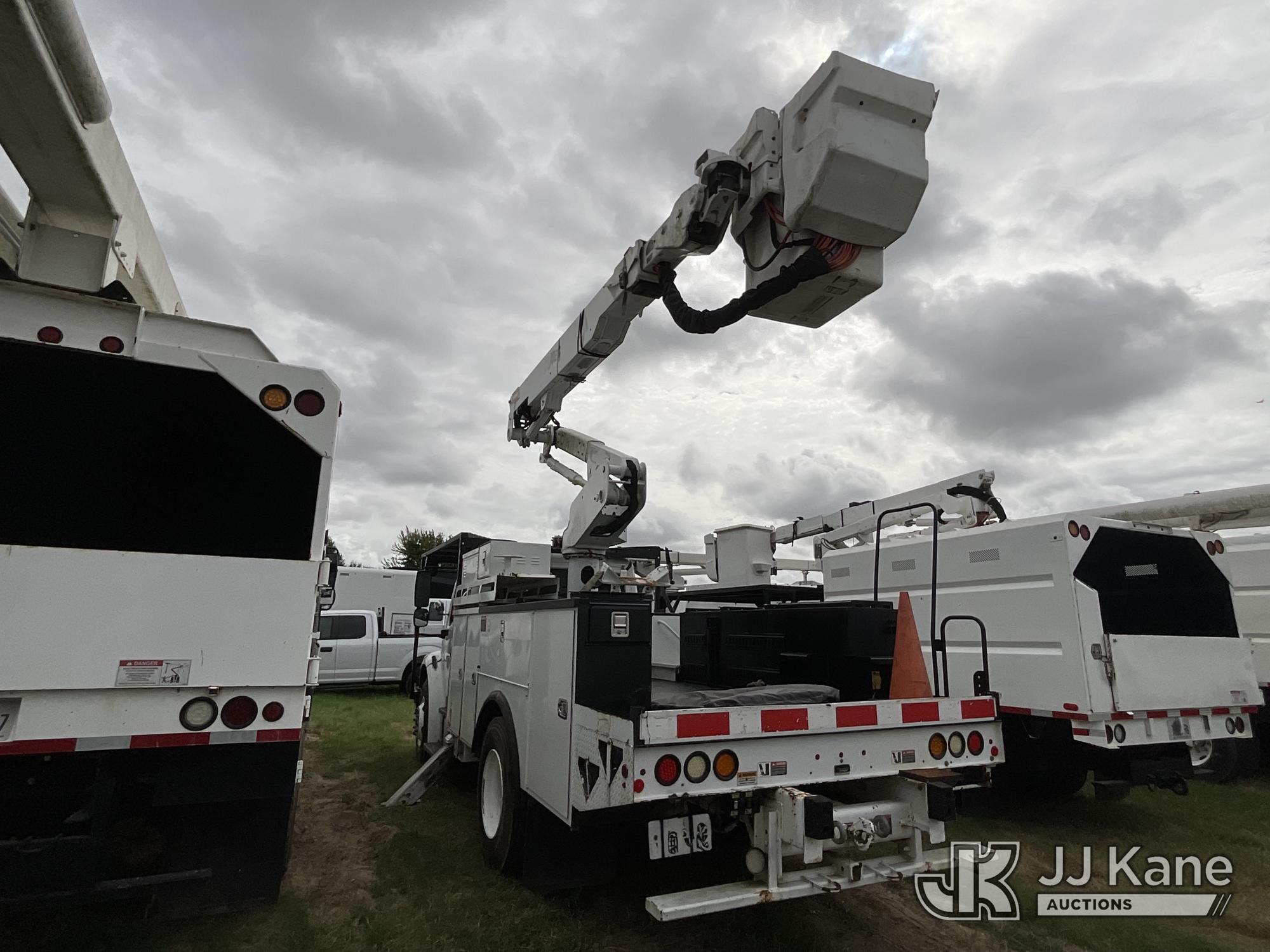 2013 Freightliner M2 106