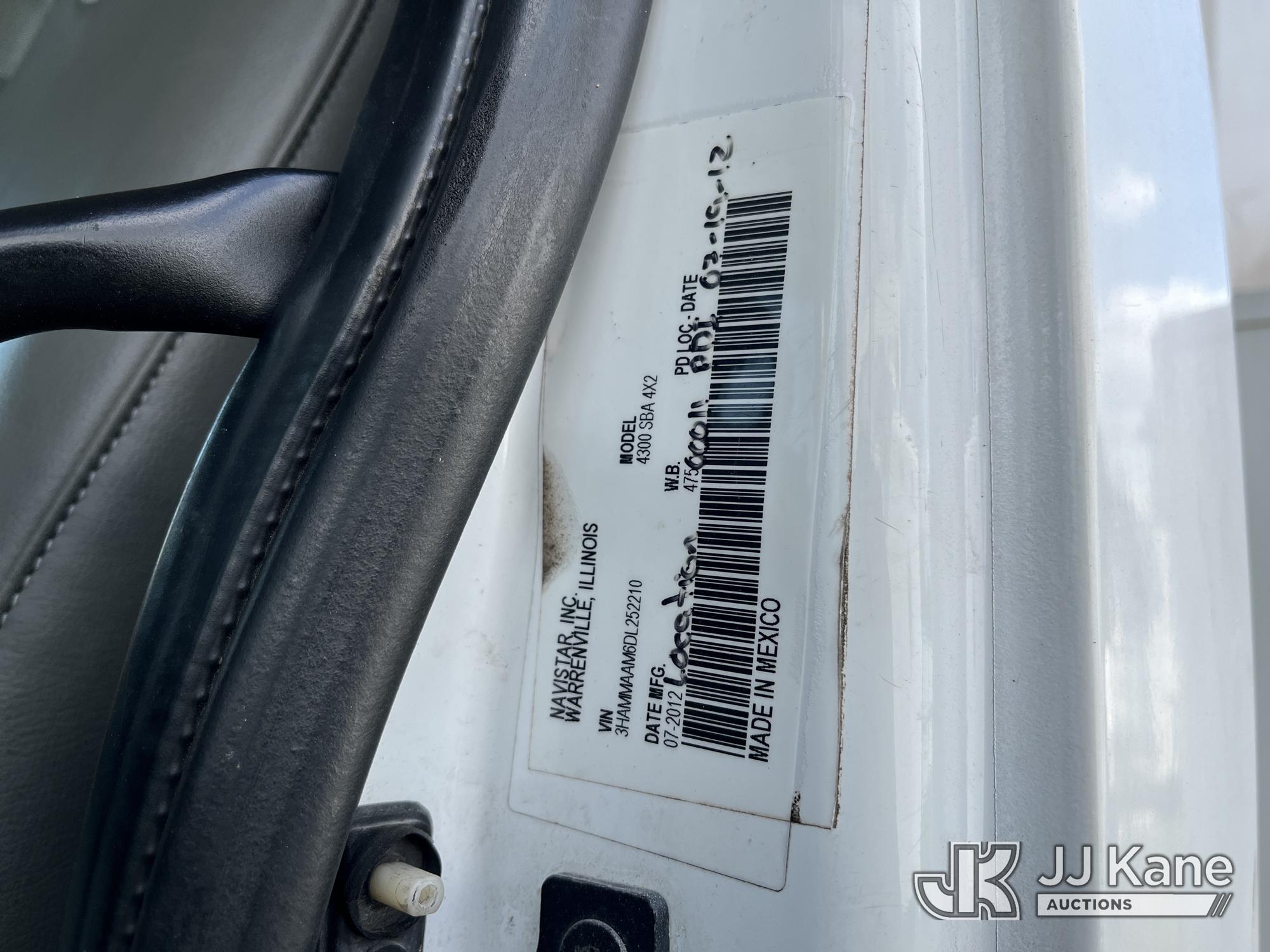 2013 International DURASTAR 4300