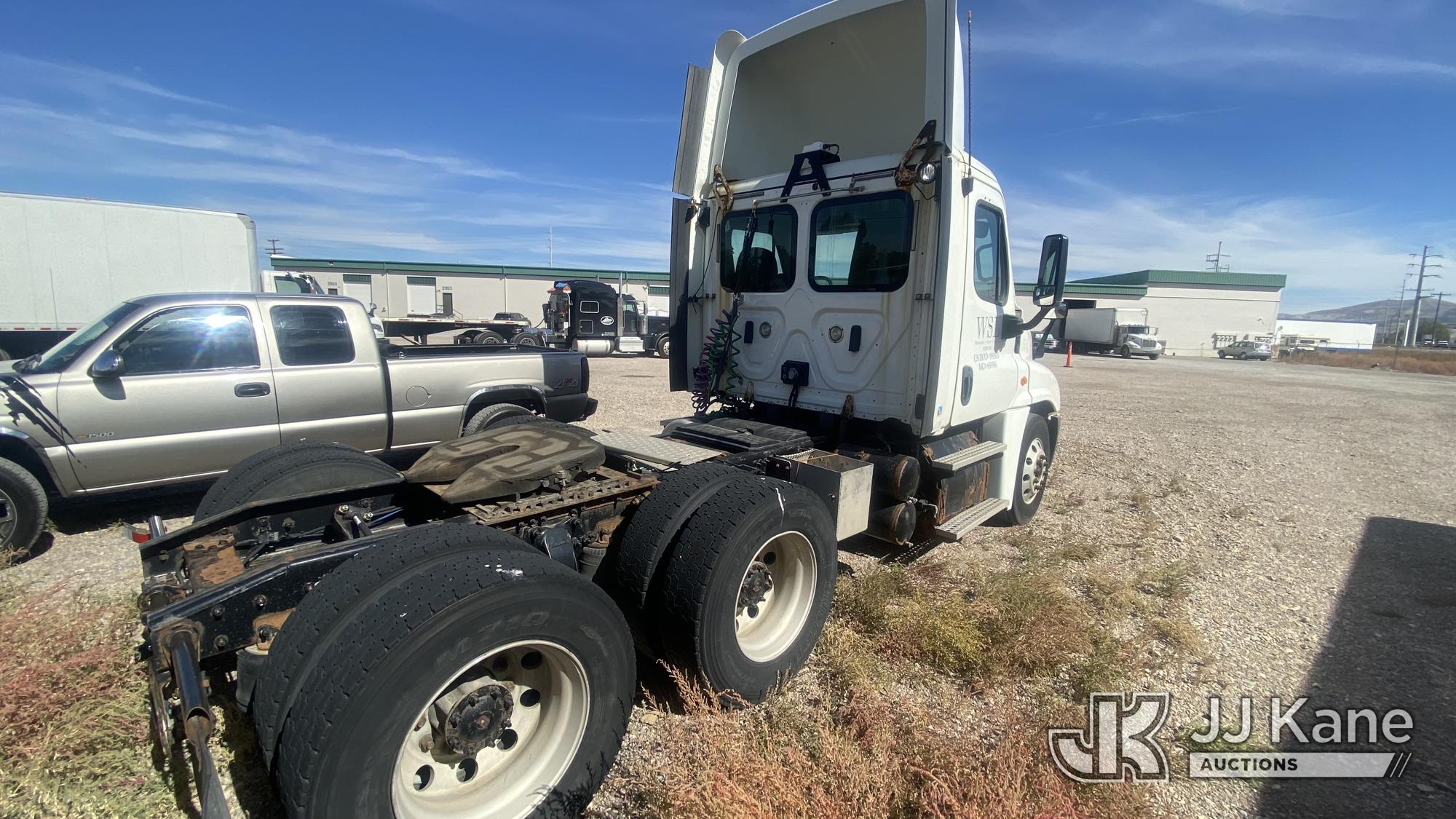2014 Freightliner CASCADIA 125
