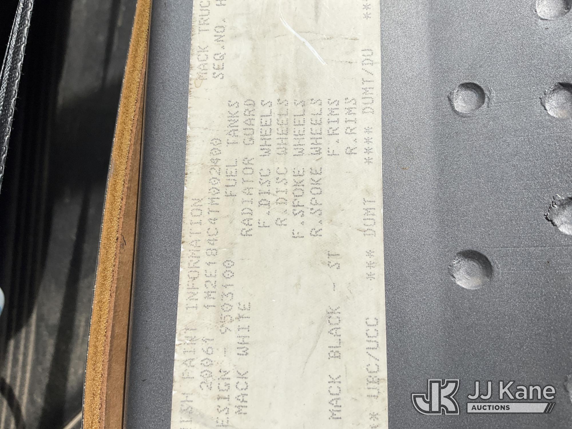 1996 Mack DMM600