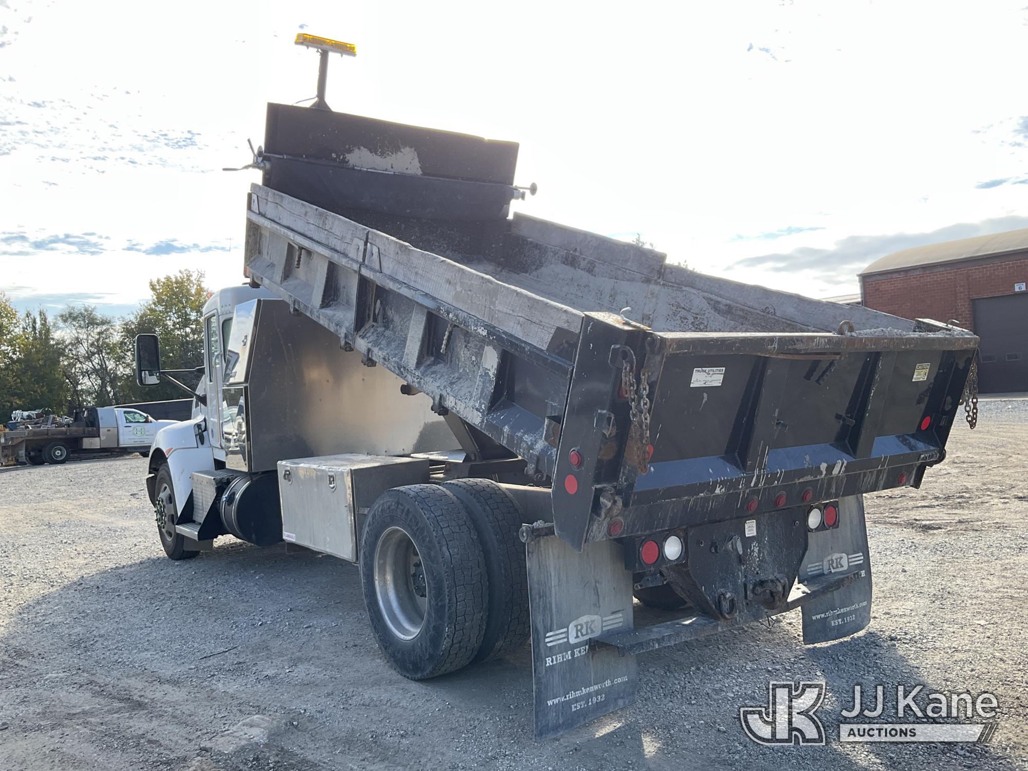 2019 Kenworth T300