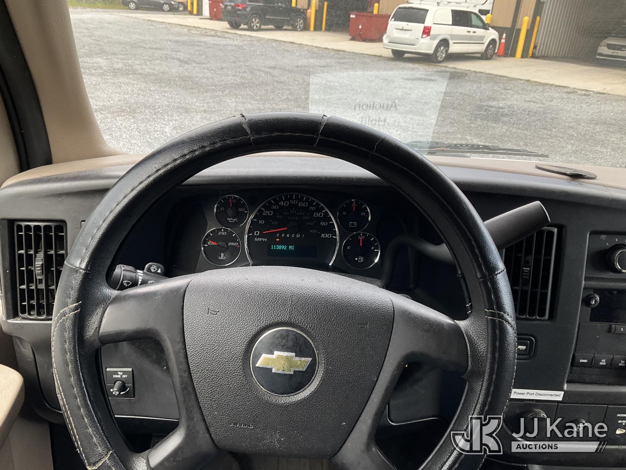 2011 Chevrolet EXPRESS G2500