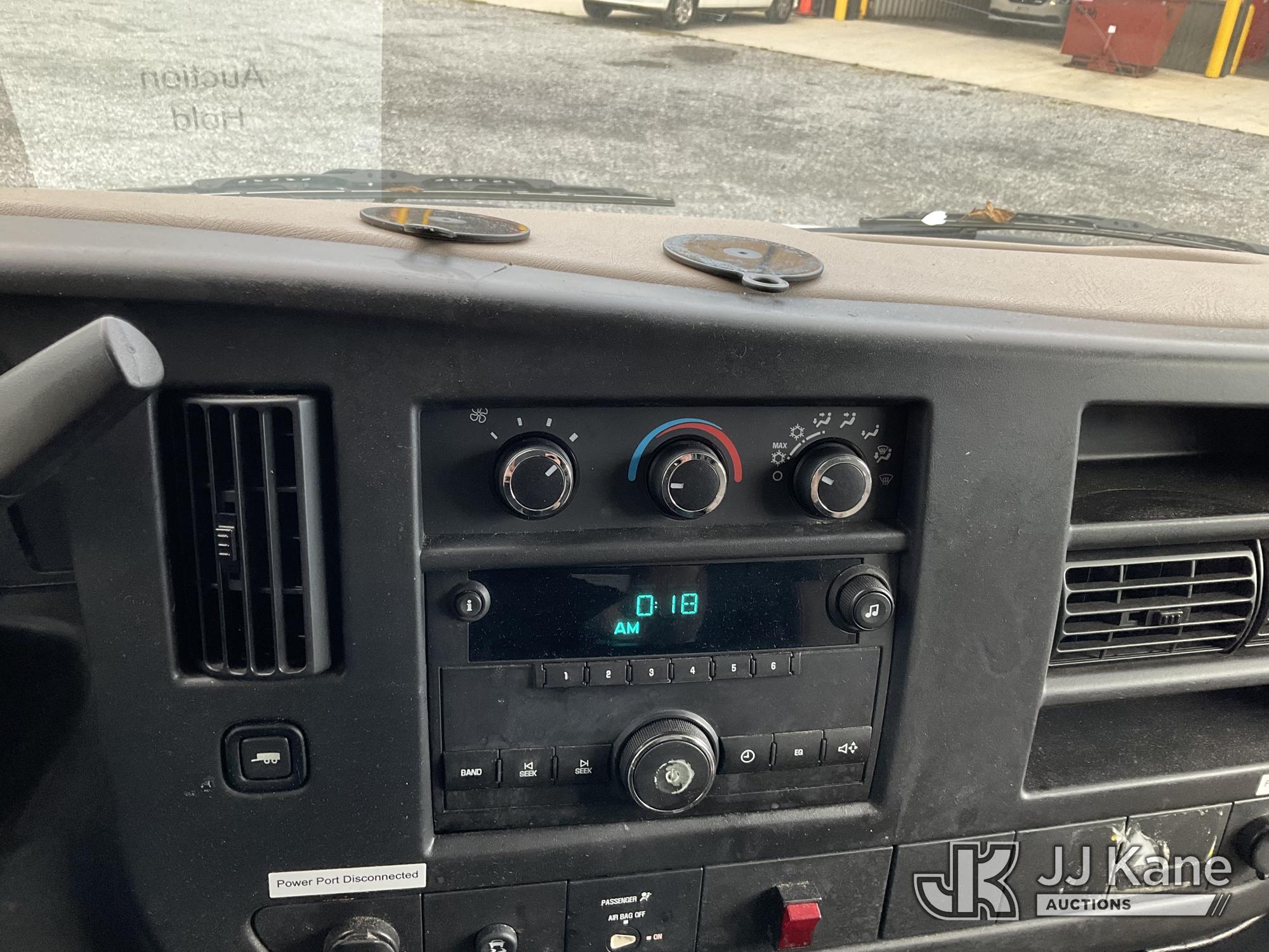 2011 Chevrolet EXPRESS G2500