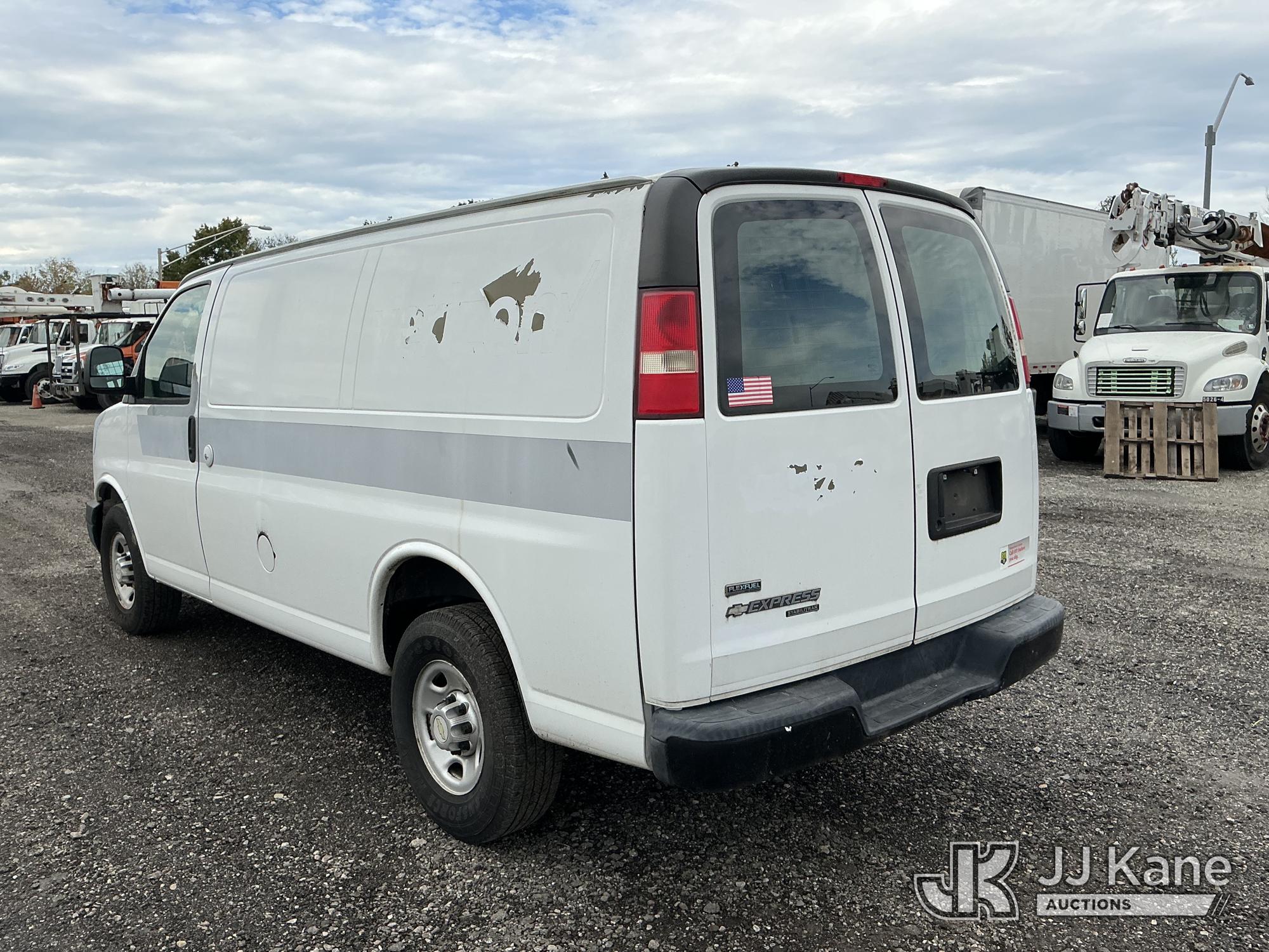2011 Chevrolet EXPRESS G2500