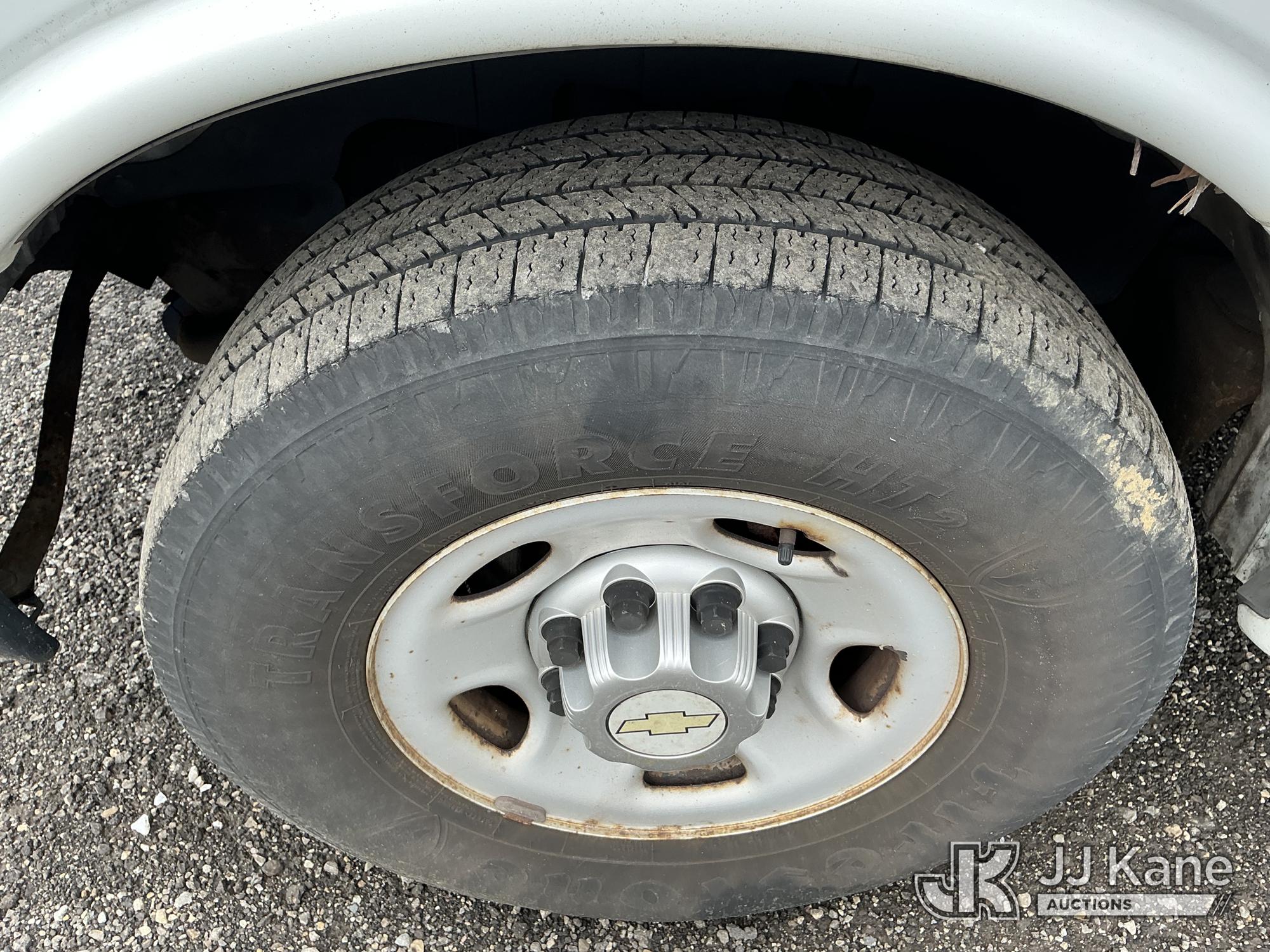 2011 Chevrolet EXPRESS G2500