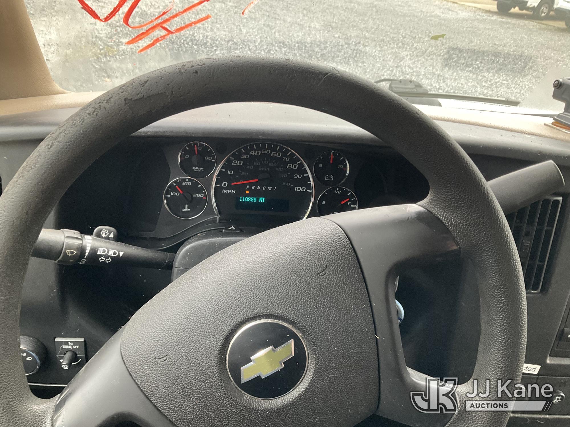 2011 Chevrolet EXPRESS G2500