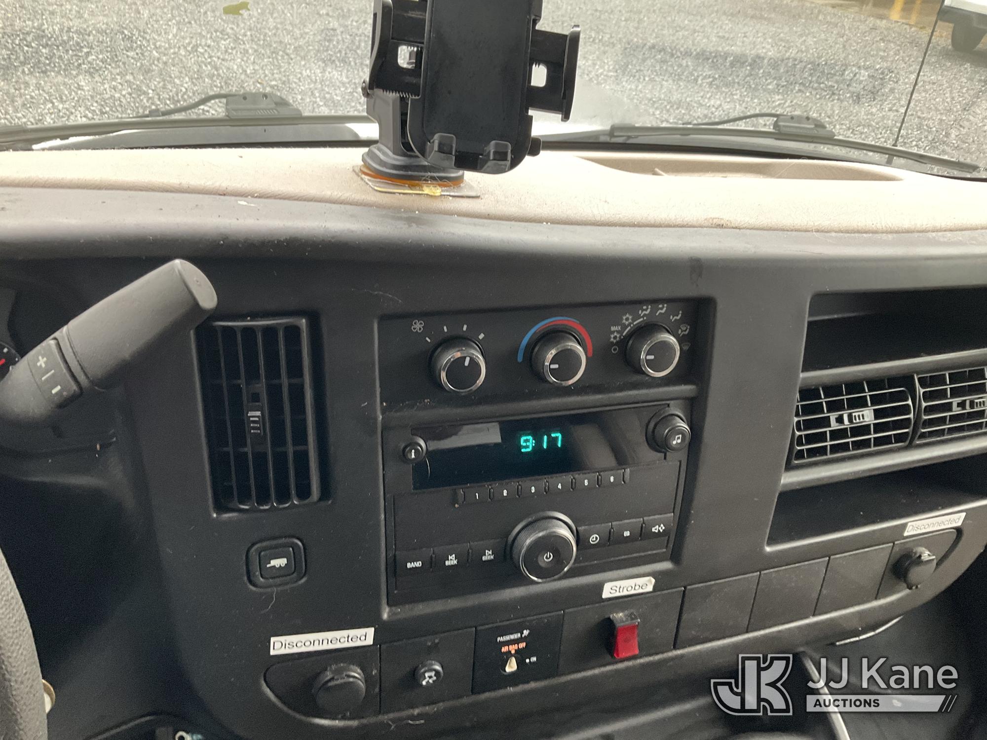 2011 Chevrolet EXPRESS G2500