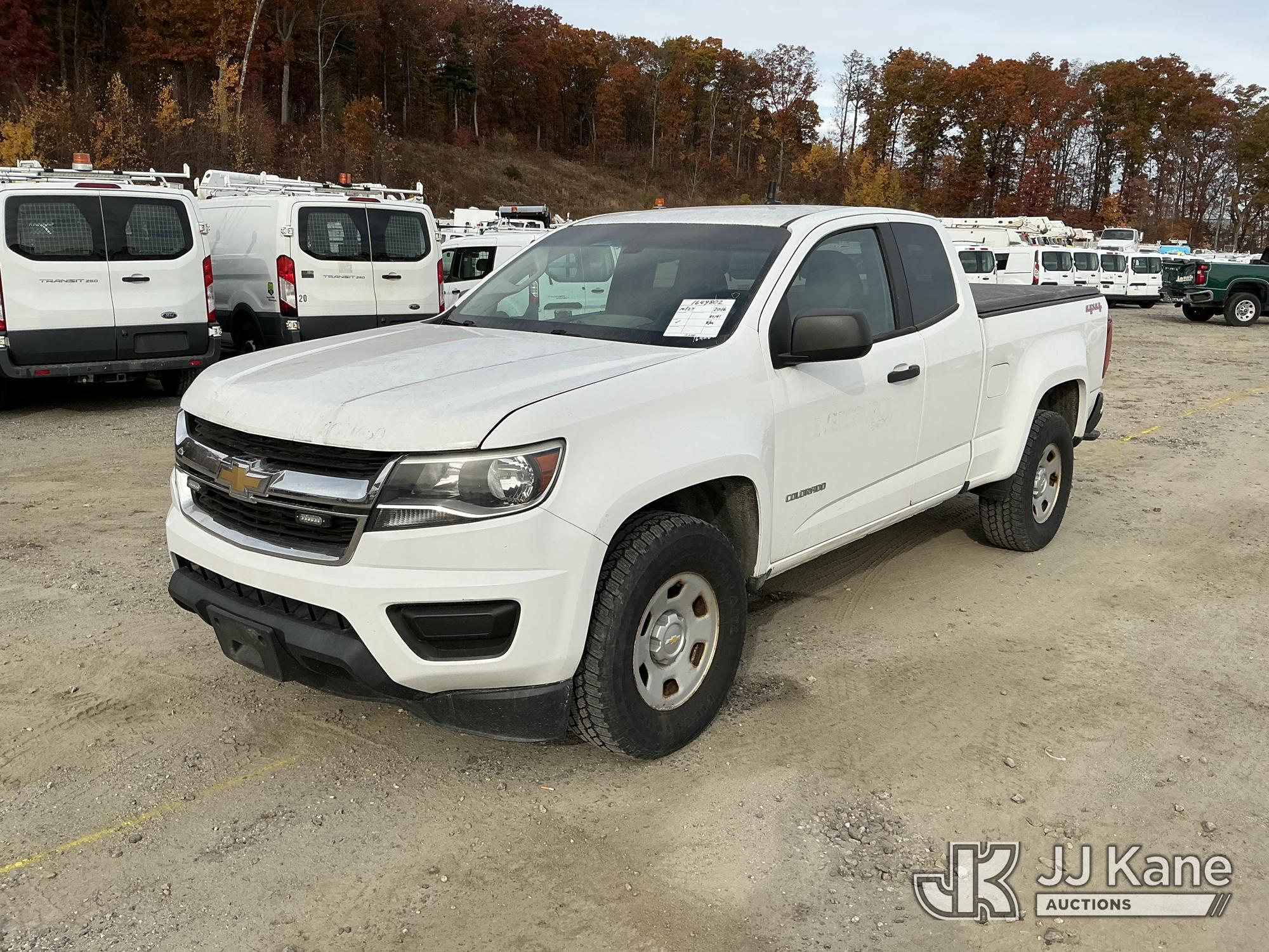 2016 Chevrolet Colorado 4x4 Extended-Cab Pickup Truck (1649802)