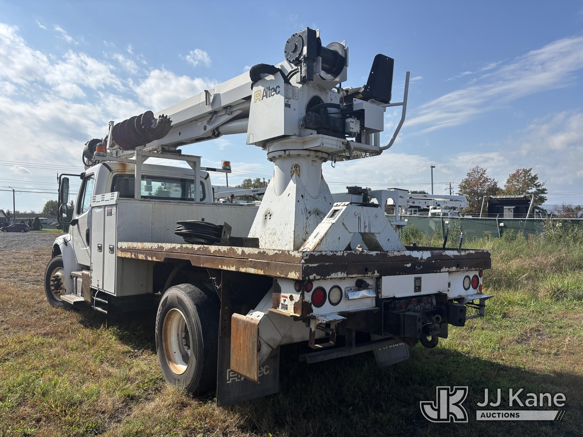 2016 Freightliner M2 106 4X2