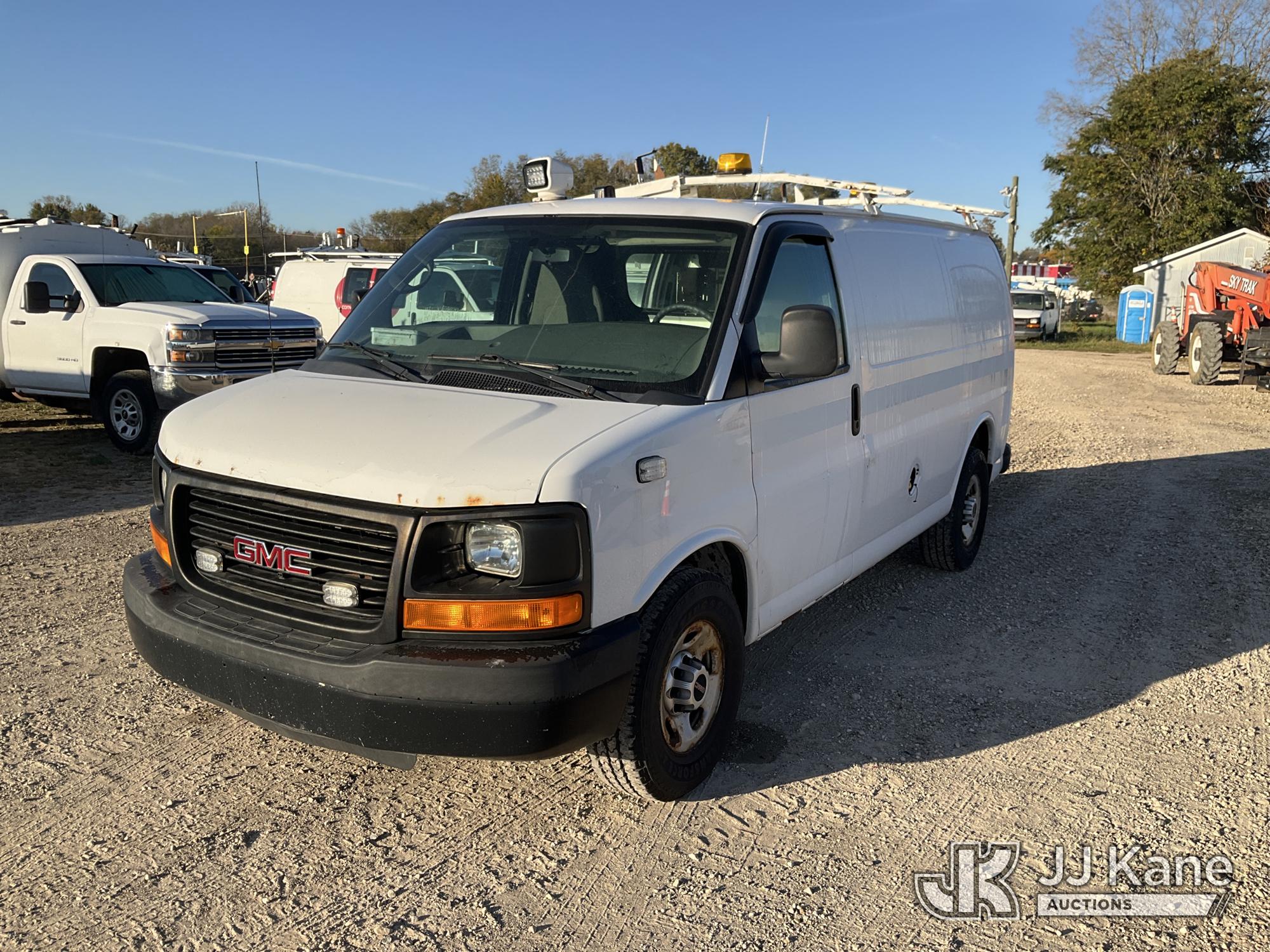 Photo of 2013 GMC Savana