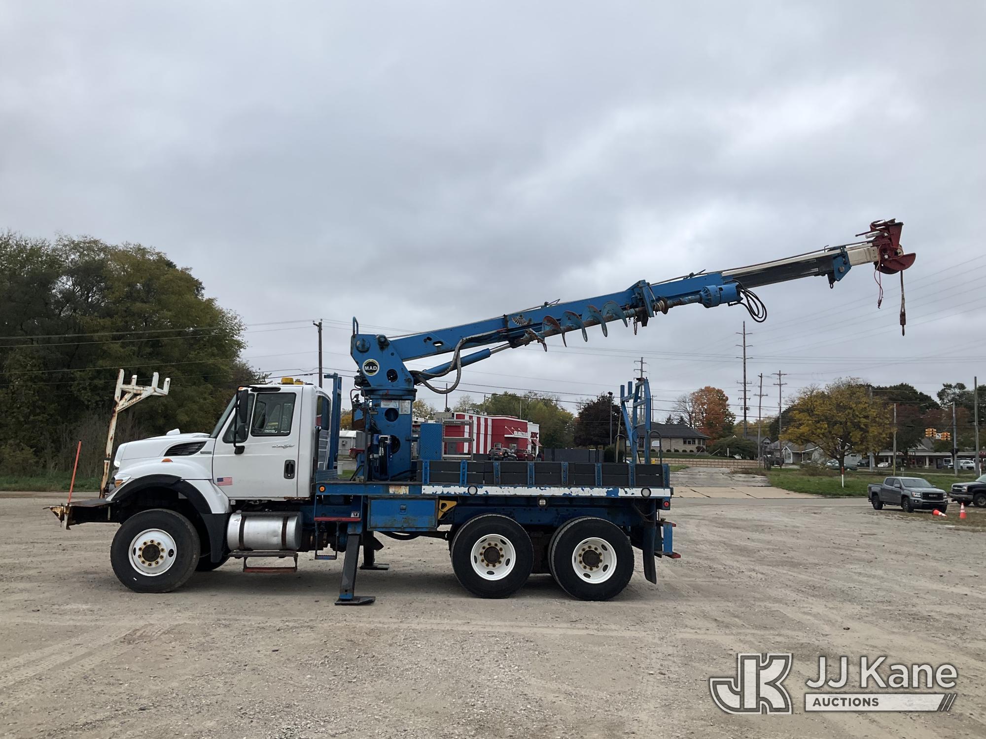 2013 International 7400