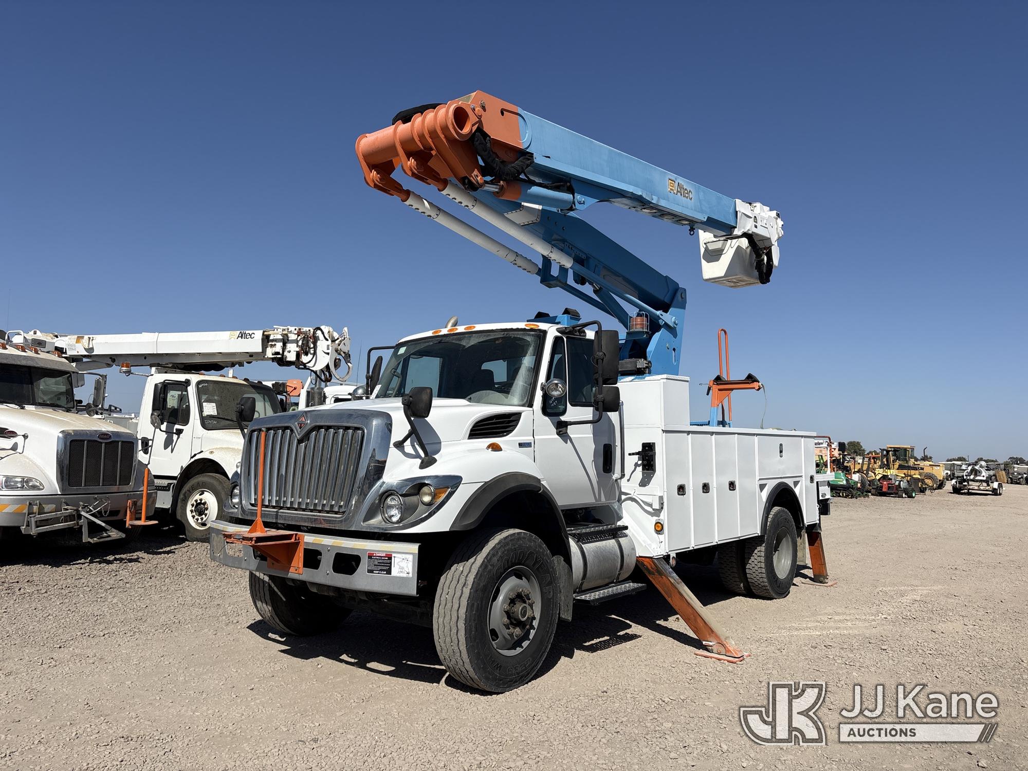 Photo of 2013 International 7400